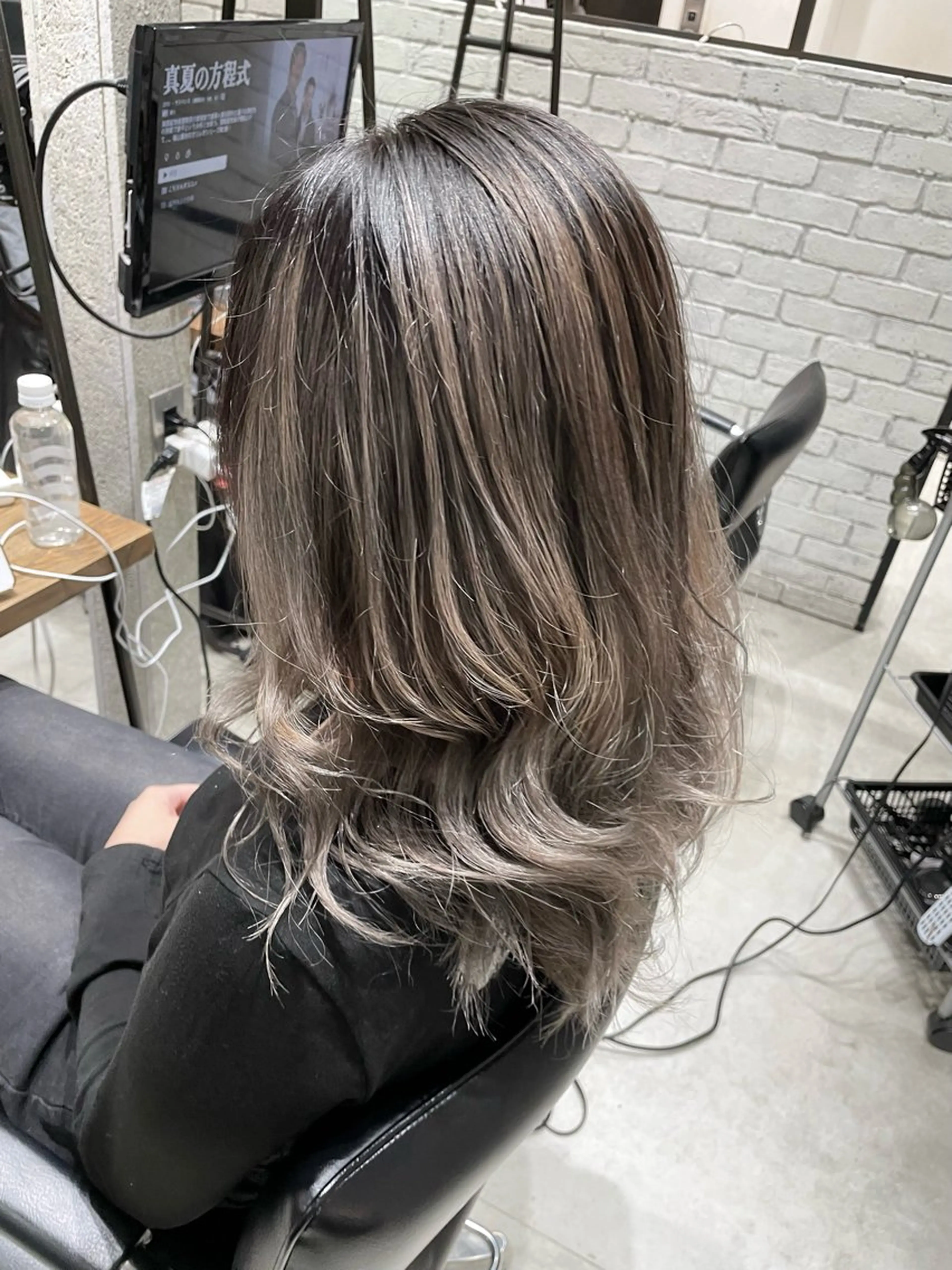 セミロング カラー ヘアアレンジ キッズ アディクシーカラー バレイヤージュ レイヤーカット バレイヤージュ🌱 渡邉悟🌱のヘアスタイル