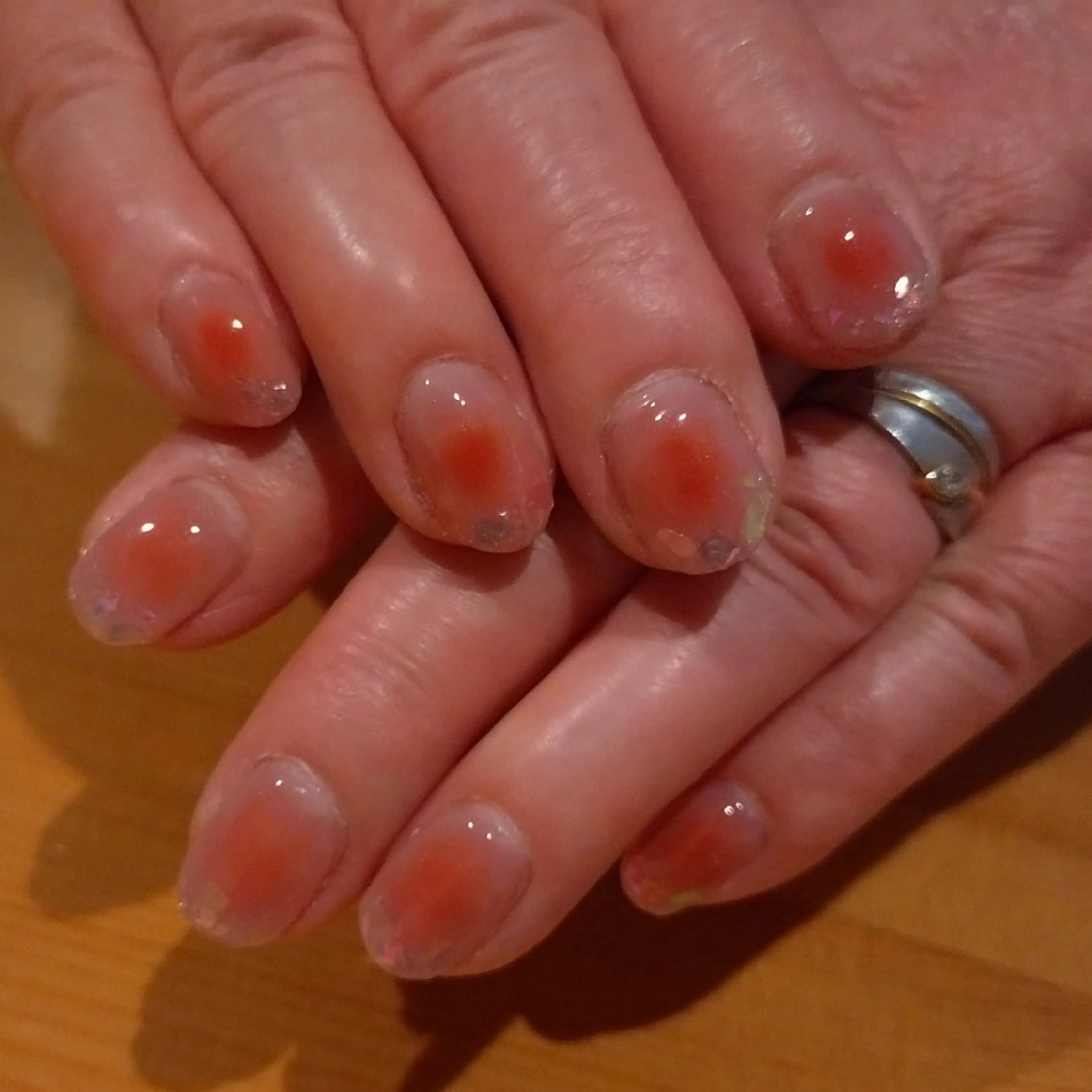 ネイル チークネイル ホログラムネイル ハンドネイル AG nail 〚　yuka　〛のネイルデザイン