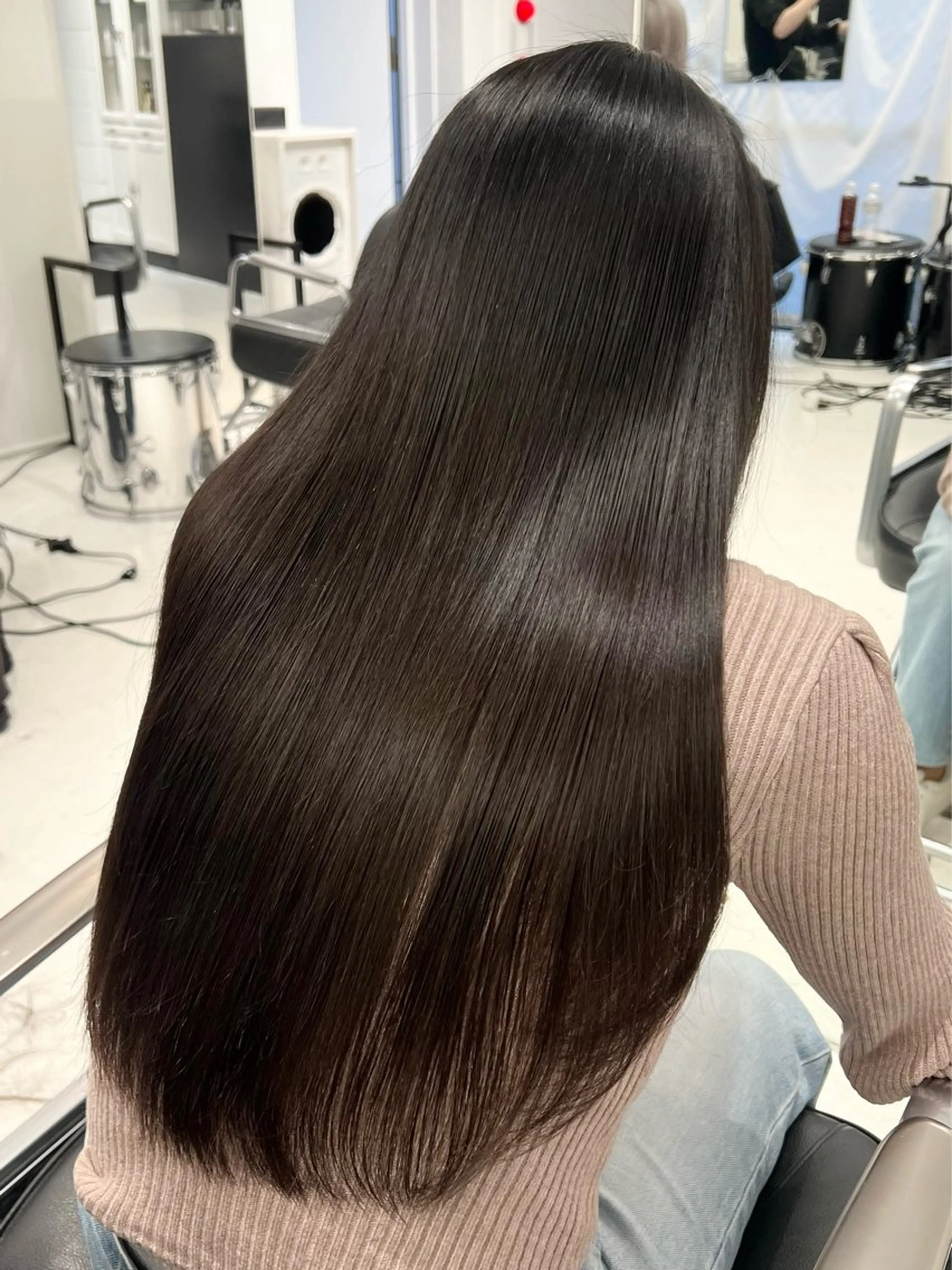 セミロング カラー アッシュ ベージュカラー ブリーチ 透明感カラー ブリーチなしカラー カット ヘアカラー トリートメント HARU//原宿🤍 リピート率NO.1のヘアスタイル