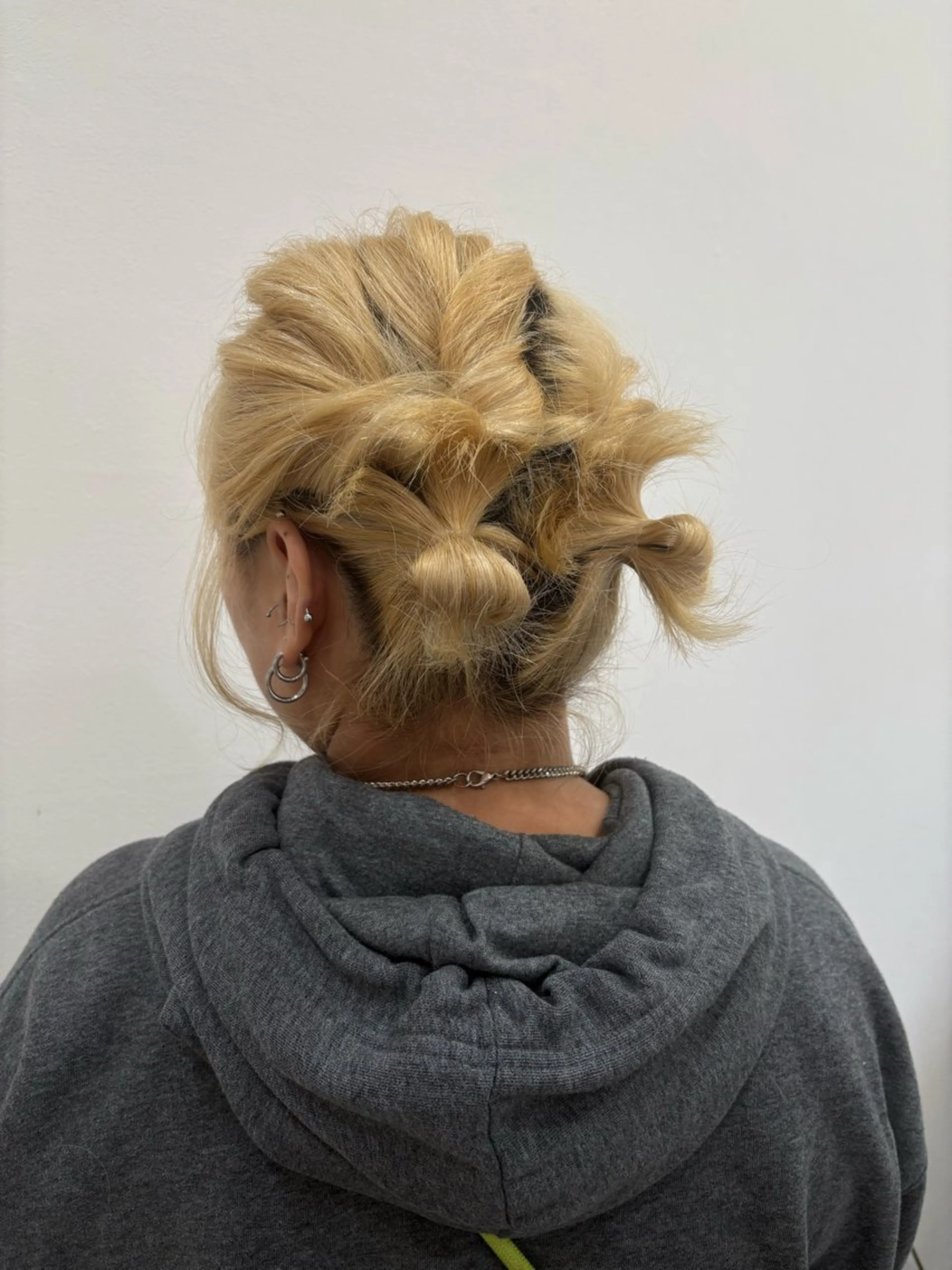 似合わせカット＋カラー＋ヘアセット（鎖骨下の長さがある方は＋550円、ブリーチなし）の写真
