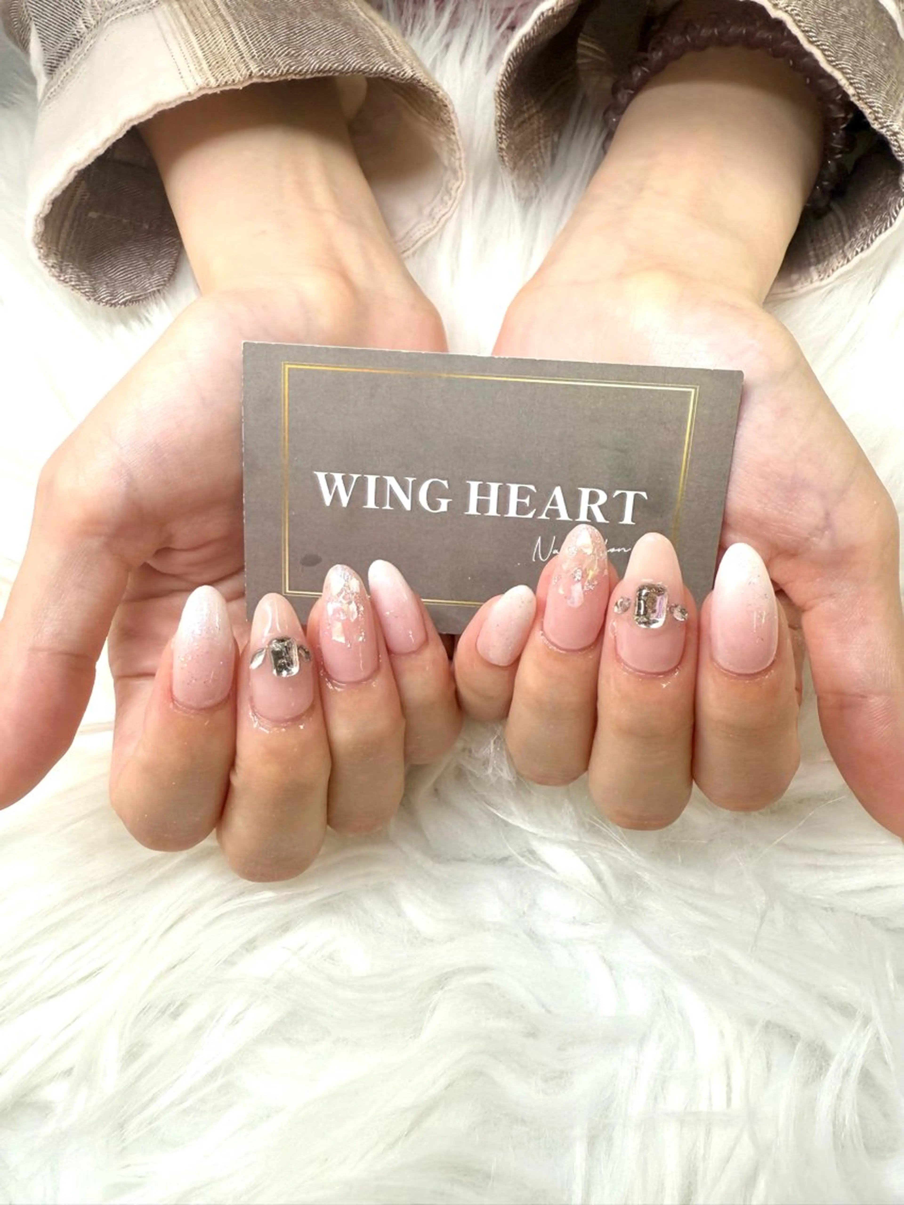 ネイル I. AYUMIのネイルデザイン