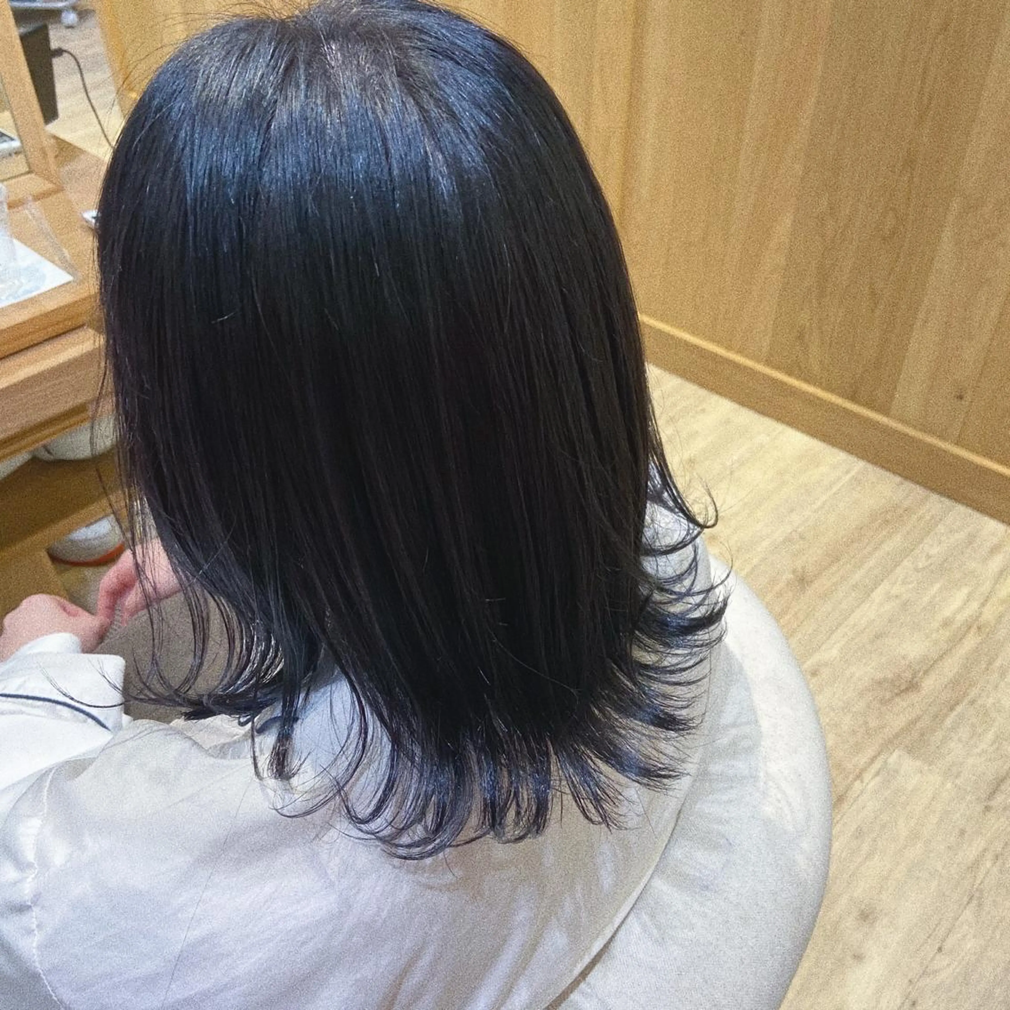 ミディアム カラー PULSE yokohama所属・レイヤー |オリーブ |ヘーゼルベージュのヘアスタイル