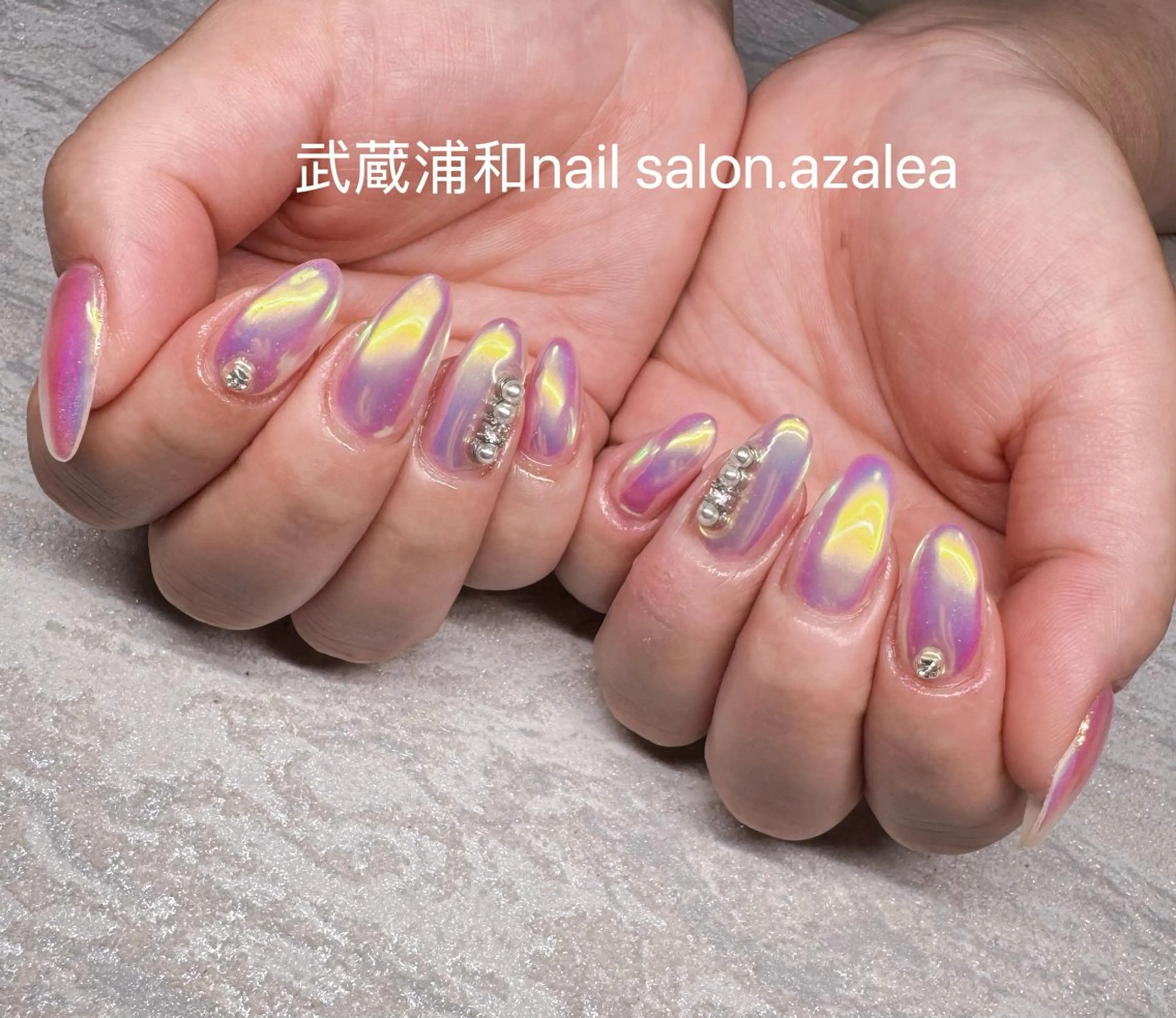 ネイル ハンドネイル R inのネイルデザイン