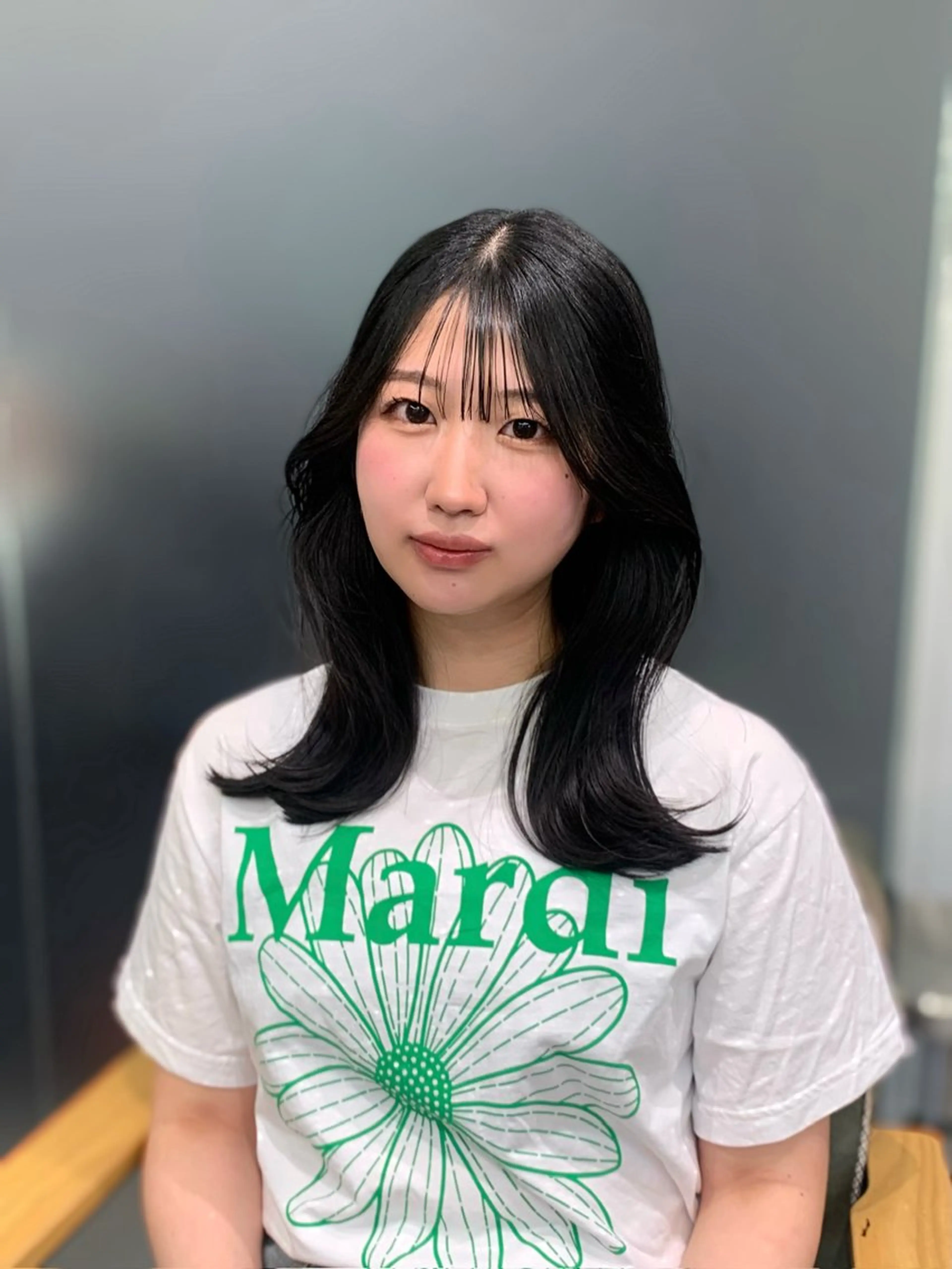 ミディアム shes茶屋町アリサ 🎀顔周り×韓国風のヘアスタイル