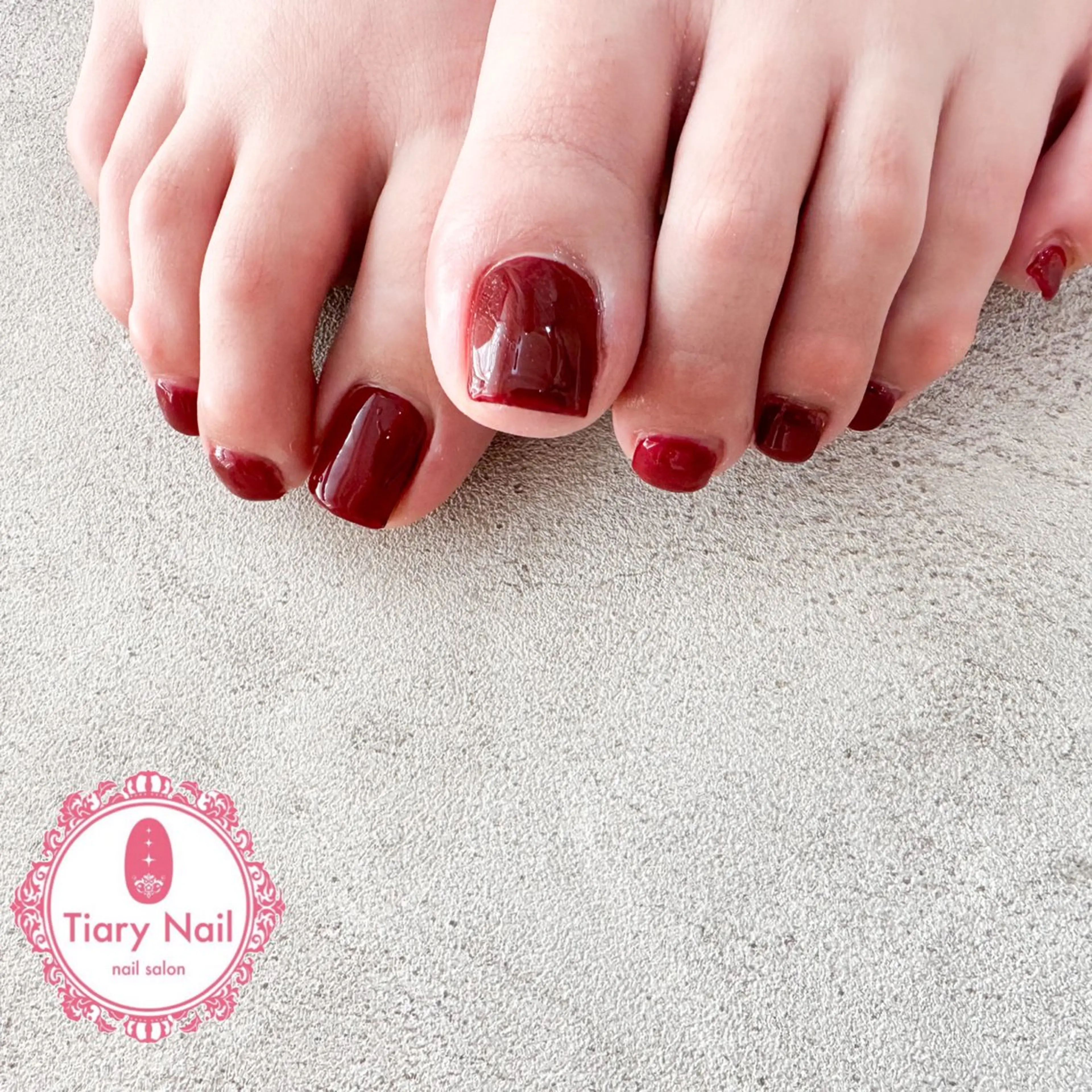 ネイル tiarynail K Kのネイルデザイン
