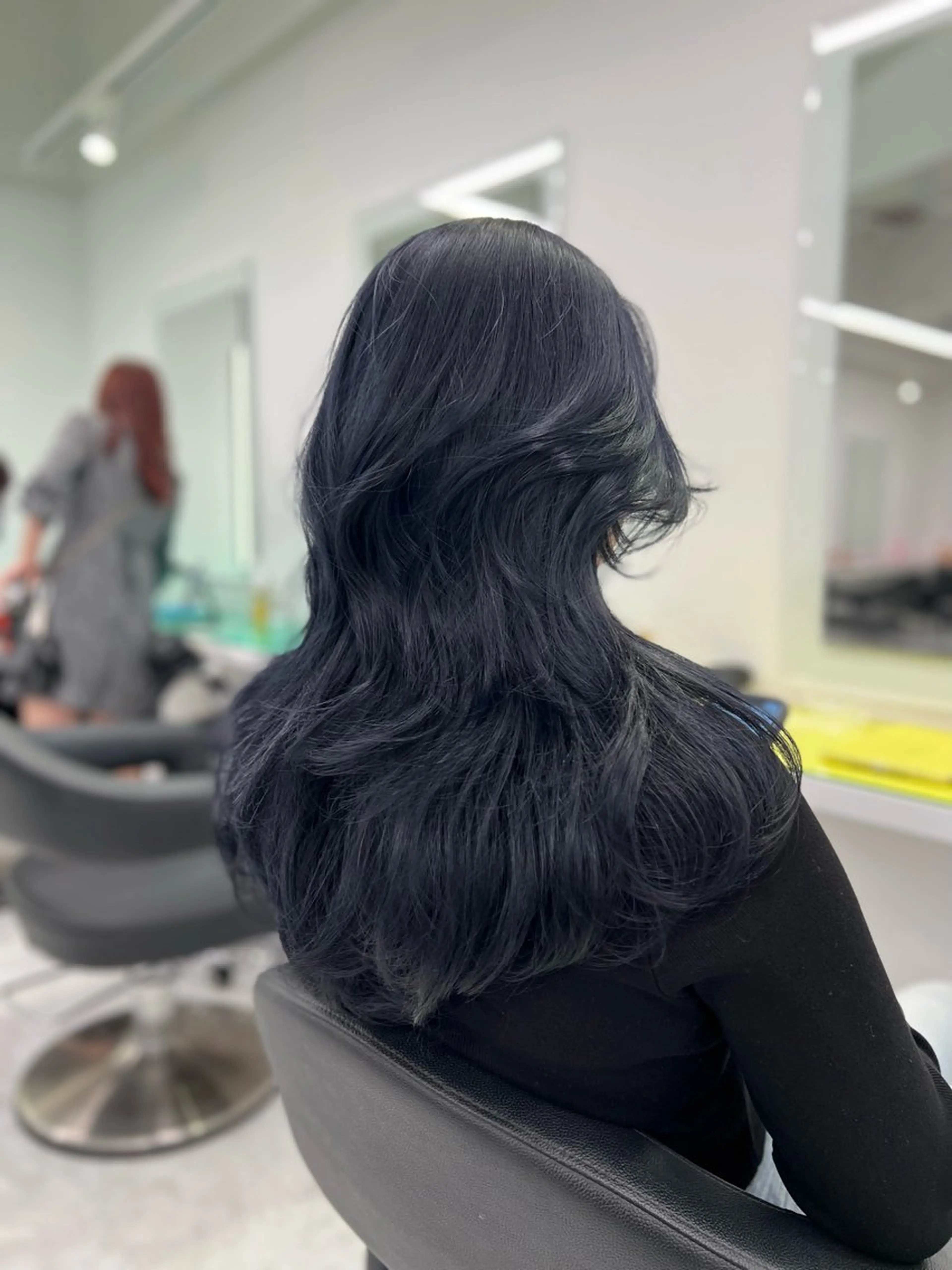 ロング カラー ヘアカラー トリートメント ヘッドスパ ヘアセット 🇨🇳中韓レイヤー 暗髪カラー🇰🇷のヘアスタイル