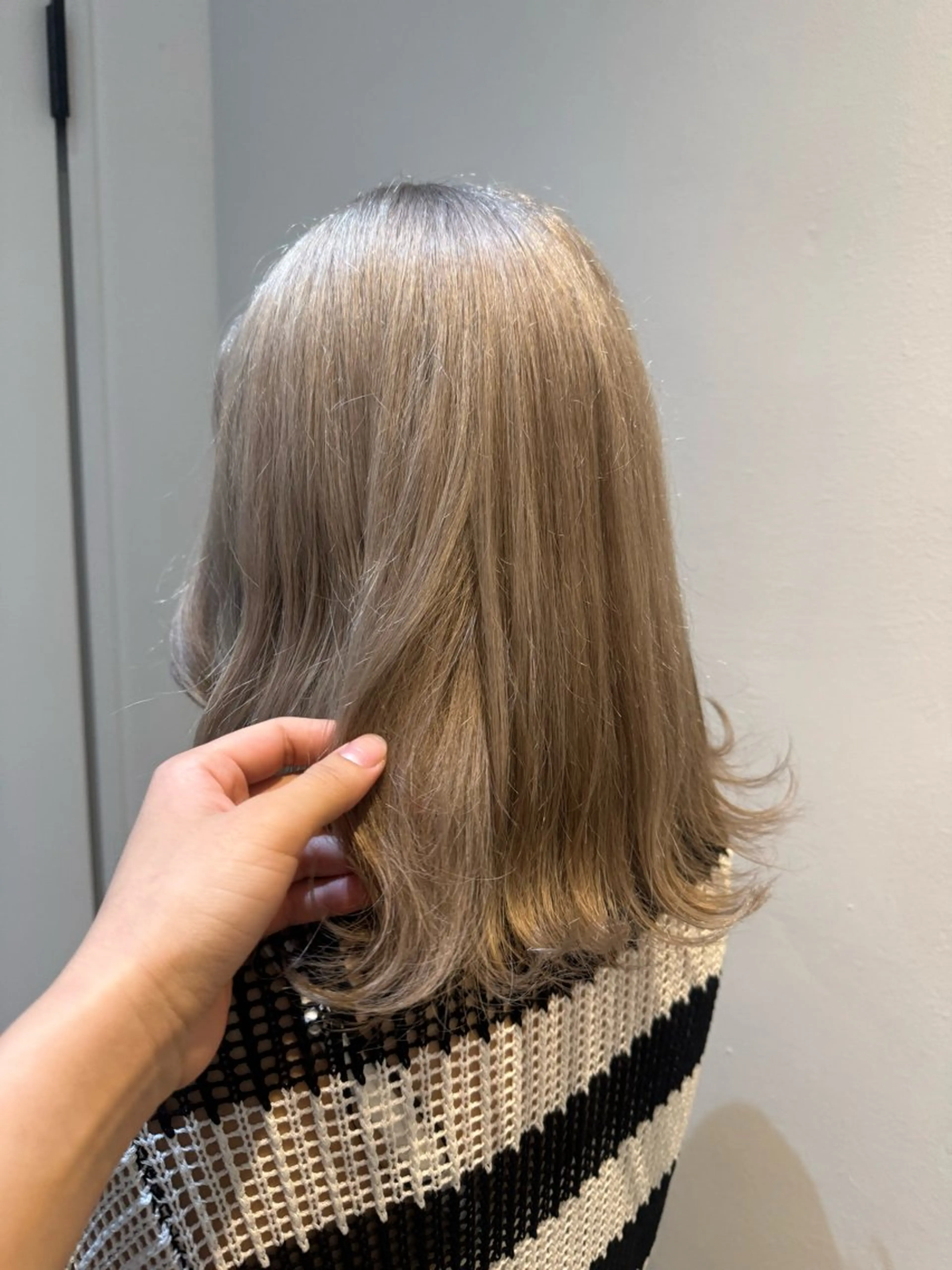 ミディアム カラー クキノ ケイカのヘアスタイル