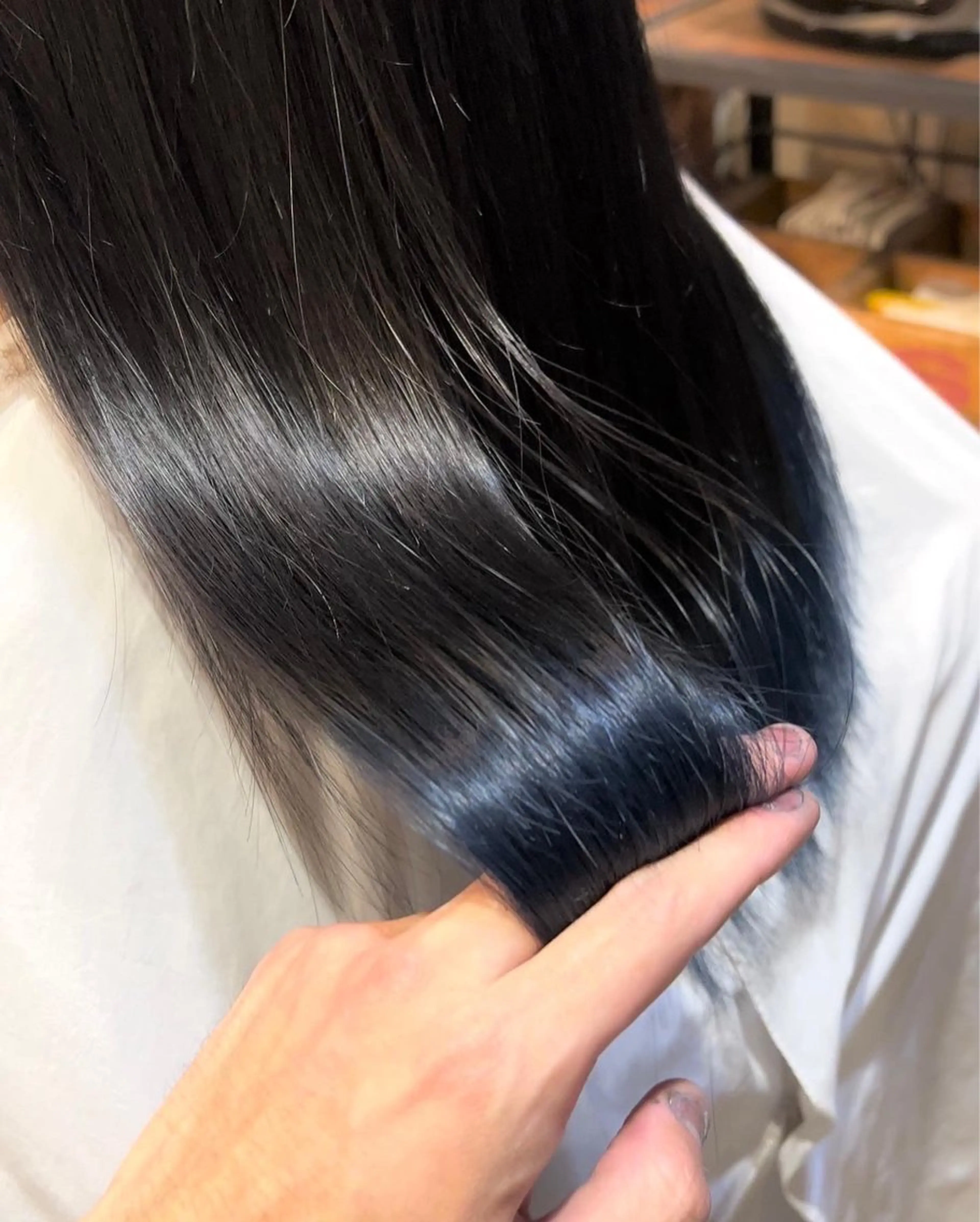 ロング カラー ブルーカラー ONE CORE所属・毛谷 嘉明/ブリーチカラーのヘアスタイル