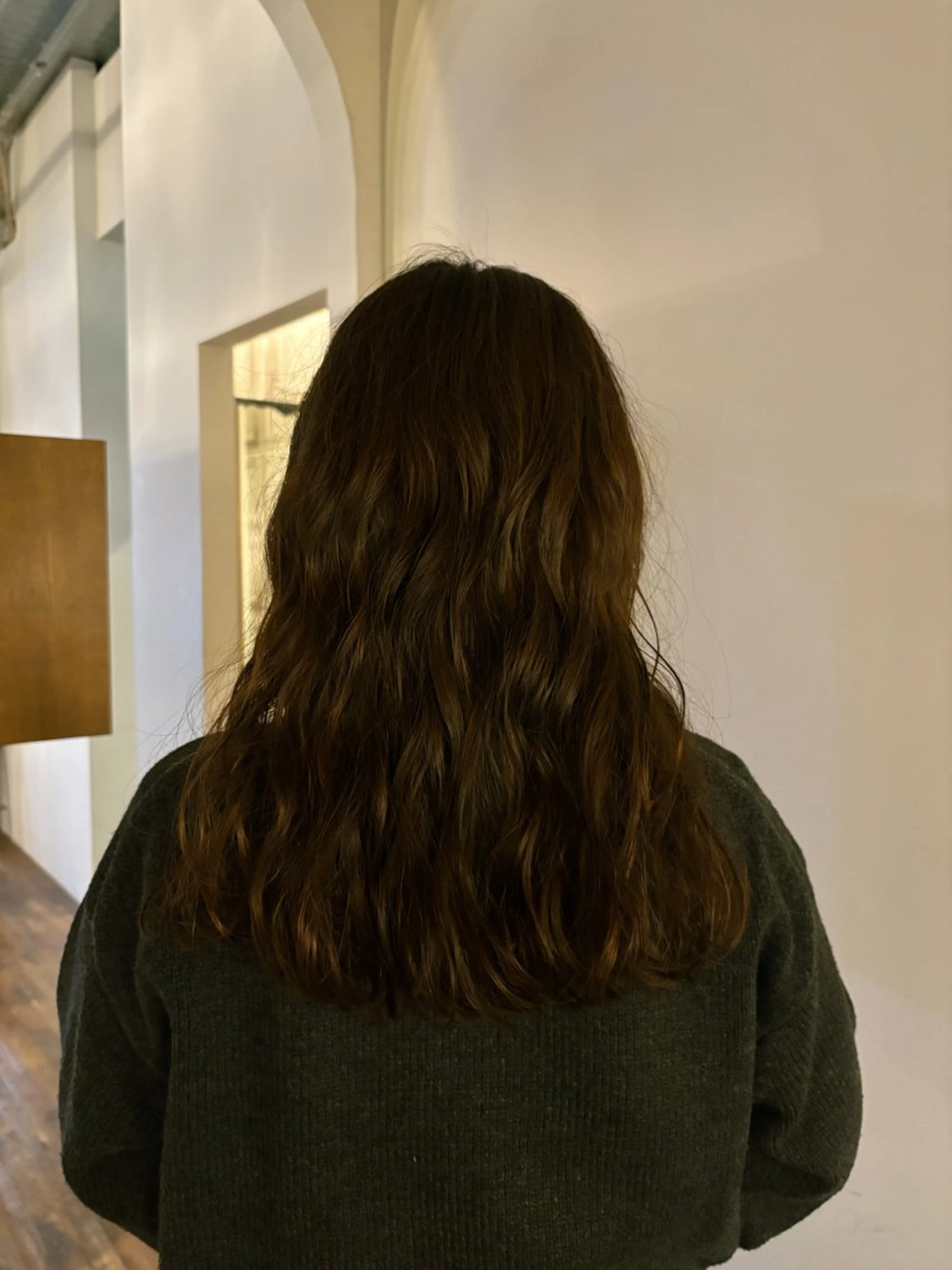 ロング パーマ ウシロダ メグミのヘアスタイル