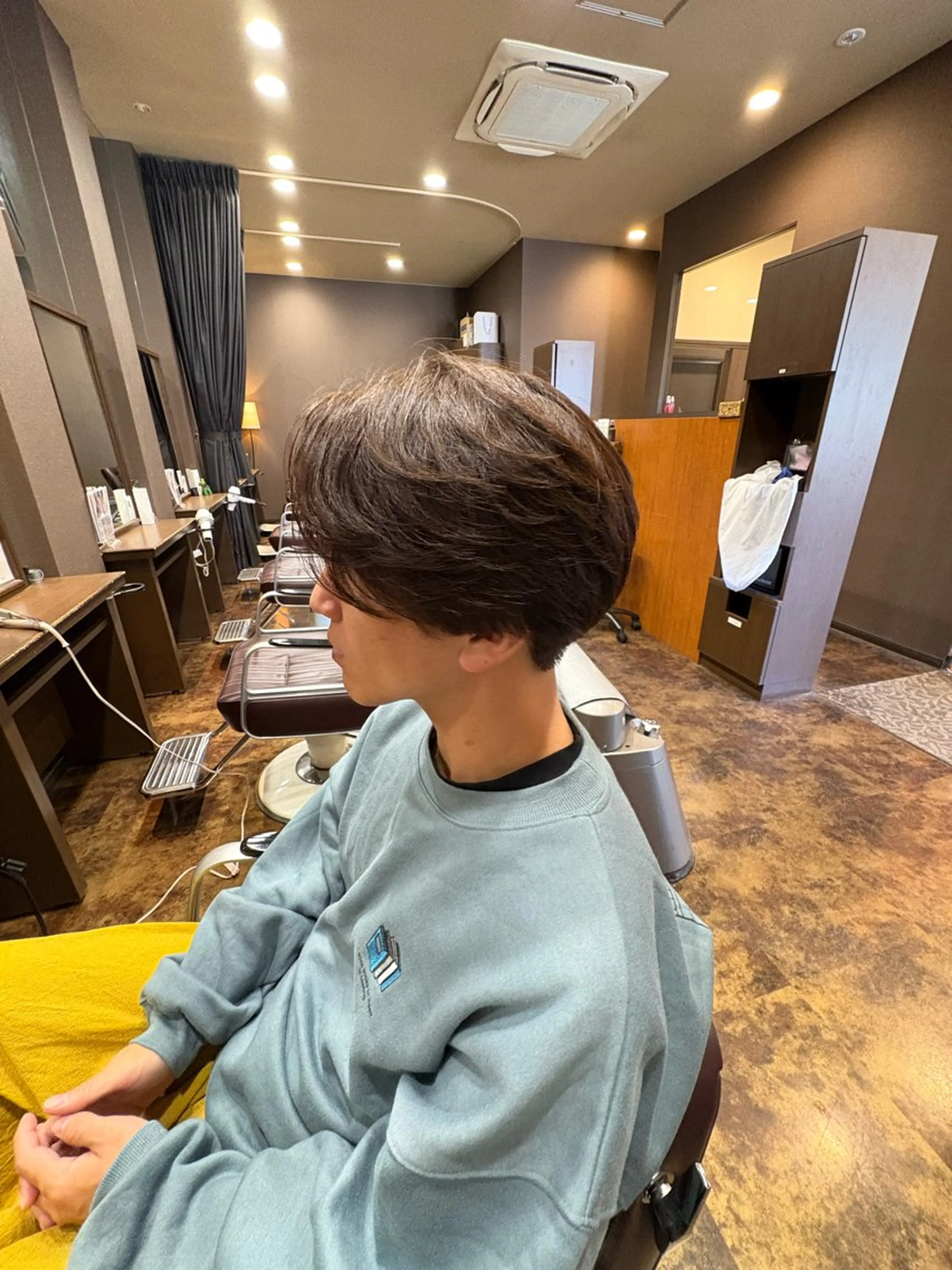 ショート メンズ くびれヘア カット 八木 凜のヘアスタイル