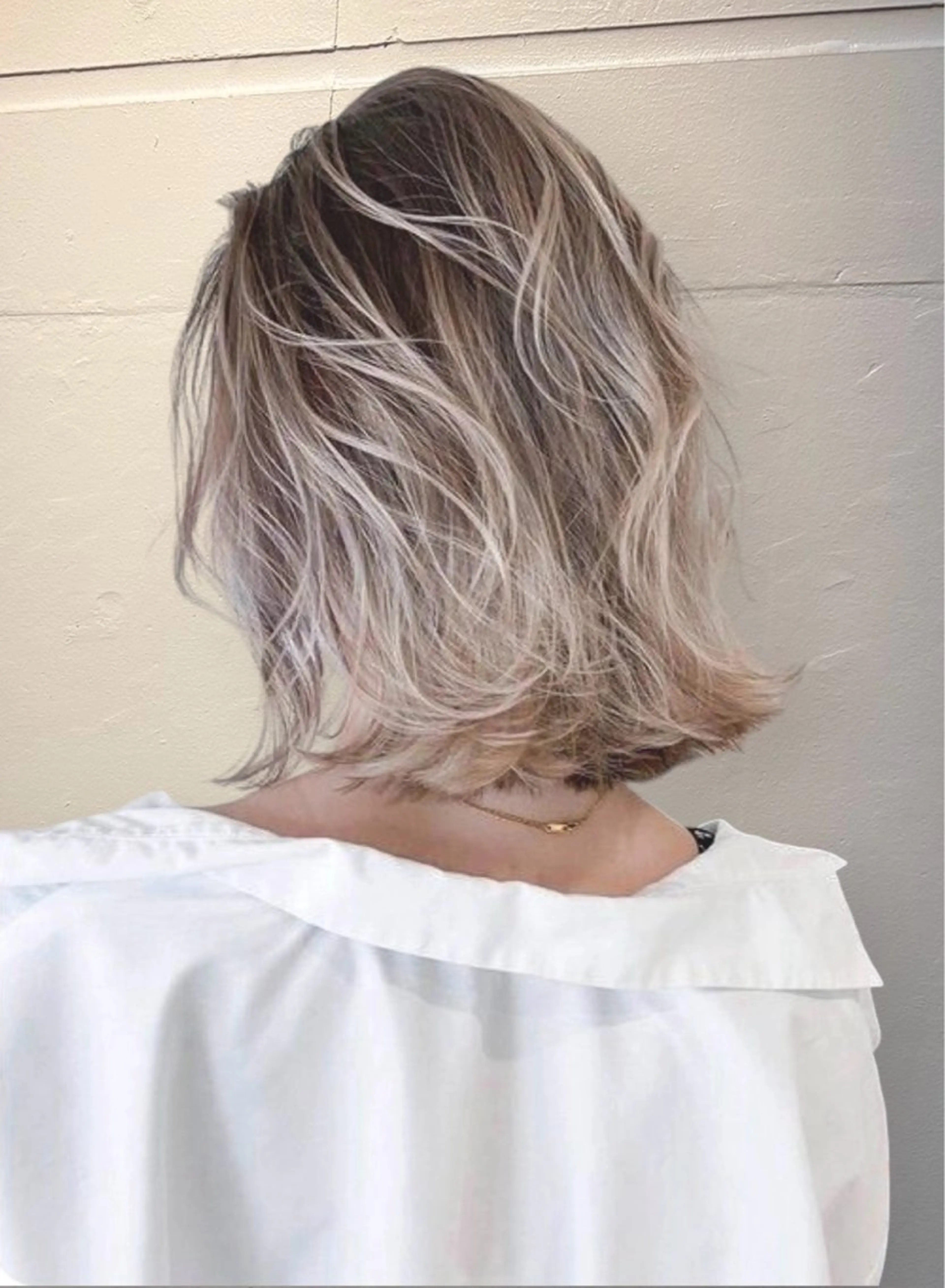 ショート カラー ヘアカラー トリートメント ケア剤オタク×海外 ヘア長谷川裕起のヘアスタイル