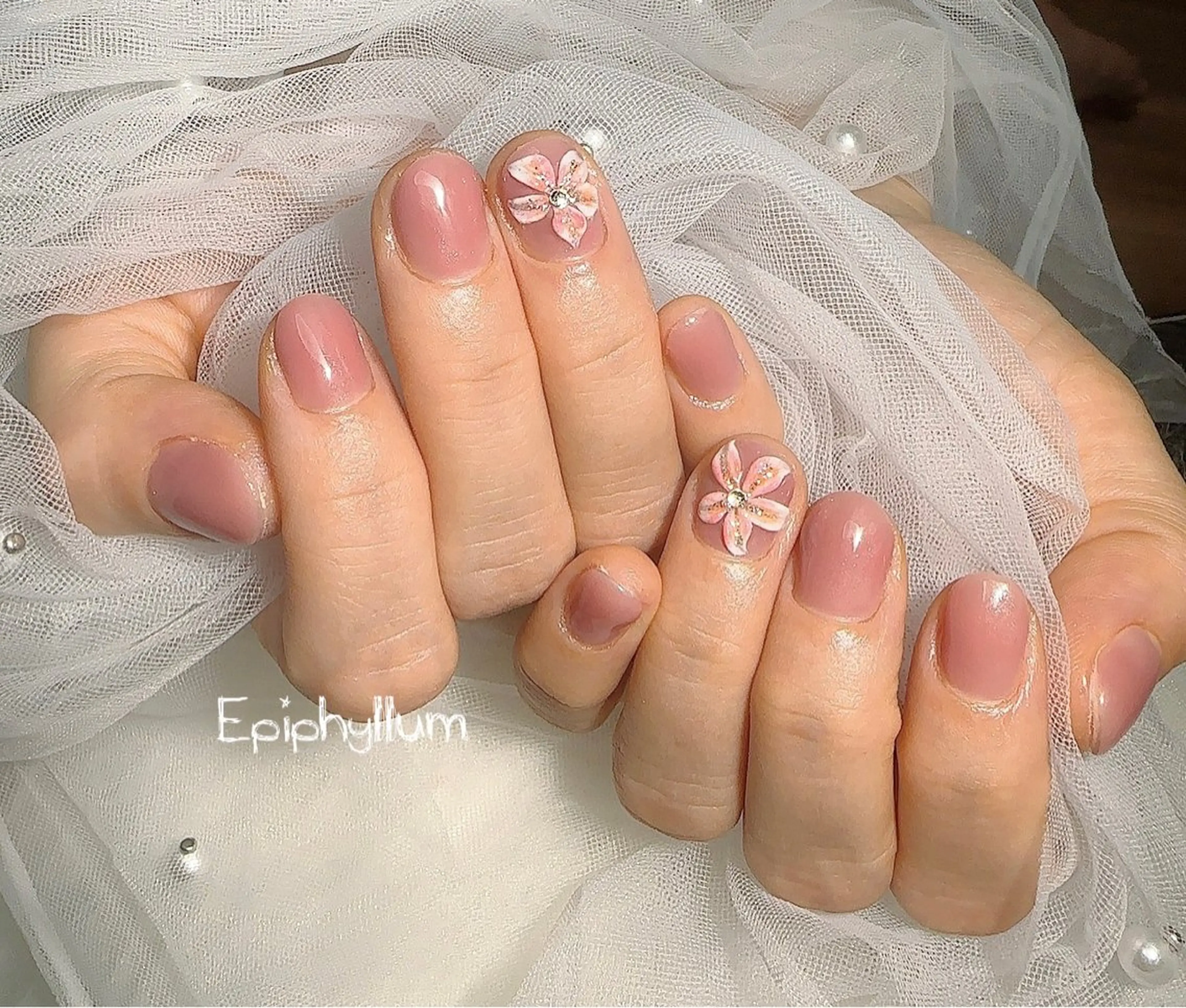 ネイル エピフィラム所属・グエン ミーのネイルデザイン