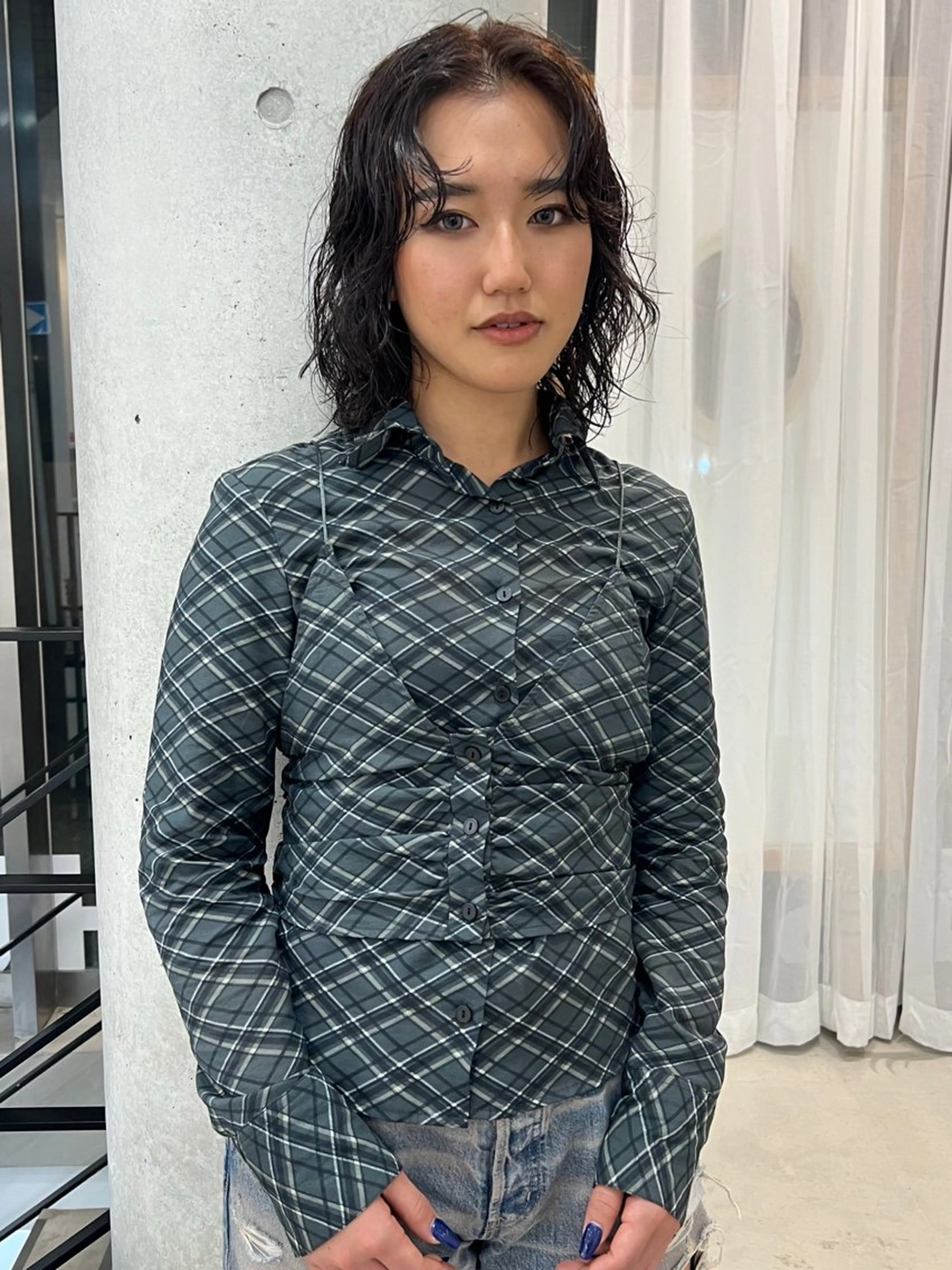 ミディアム パーマ レイヤー/ 透明感SHIMAのヘアスタイル