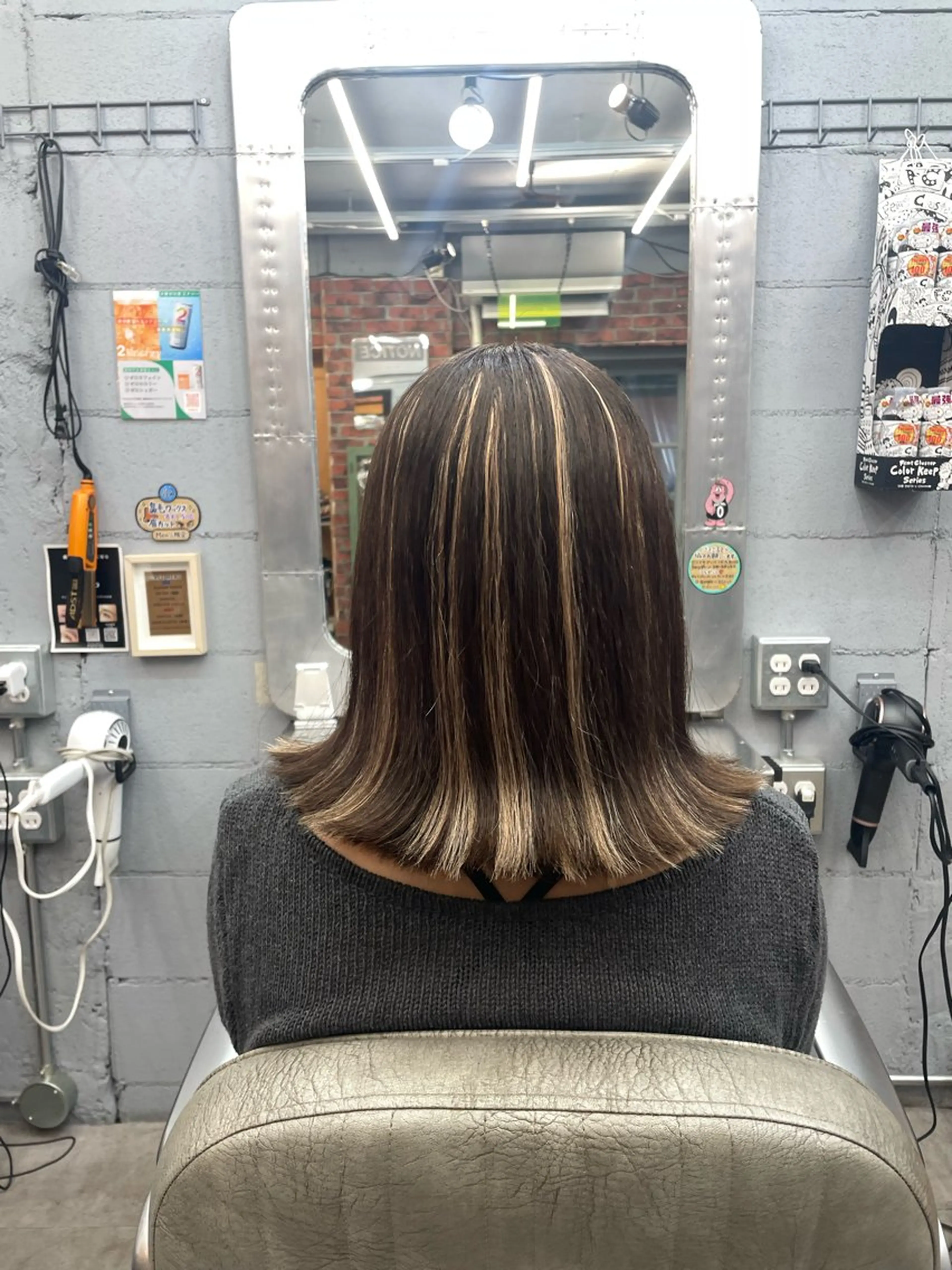 セミロング ヘアアレンジ シールエクステ エクステ TNB TOKYO所属・Insta 指名 No.1KURUMIのヘアスタイル