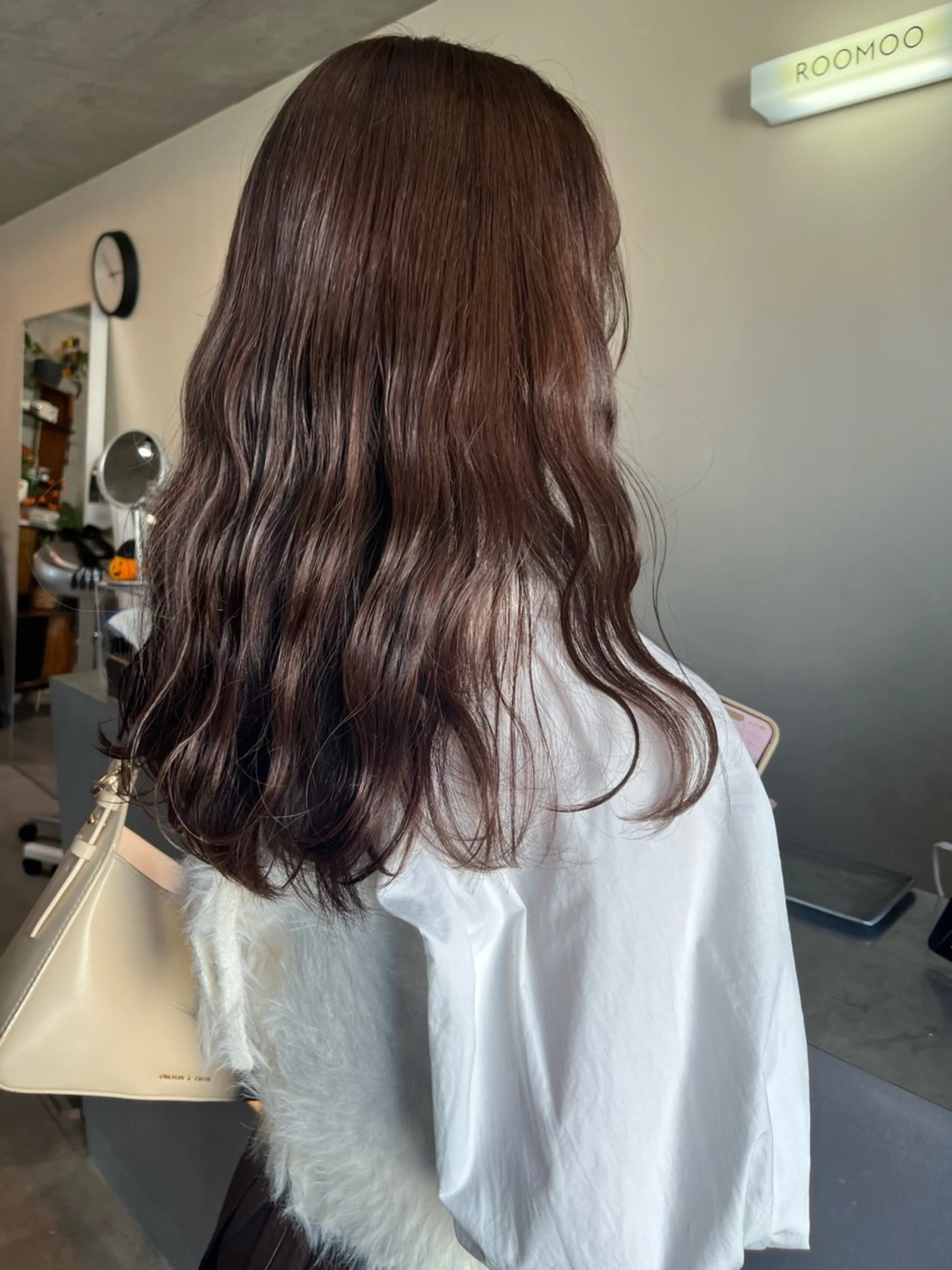 ロング アッシュ カット ヘアカラー レイヤーカット\ウル フ　chinatsuのヘアスタイル