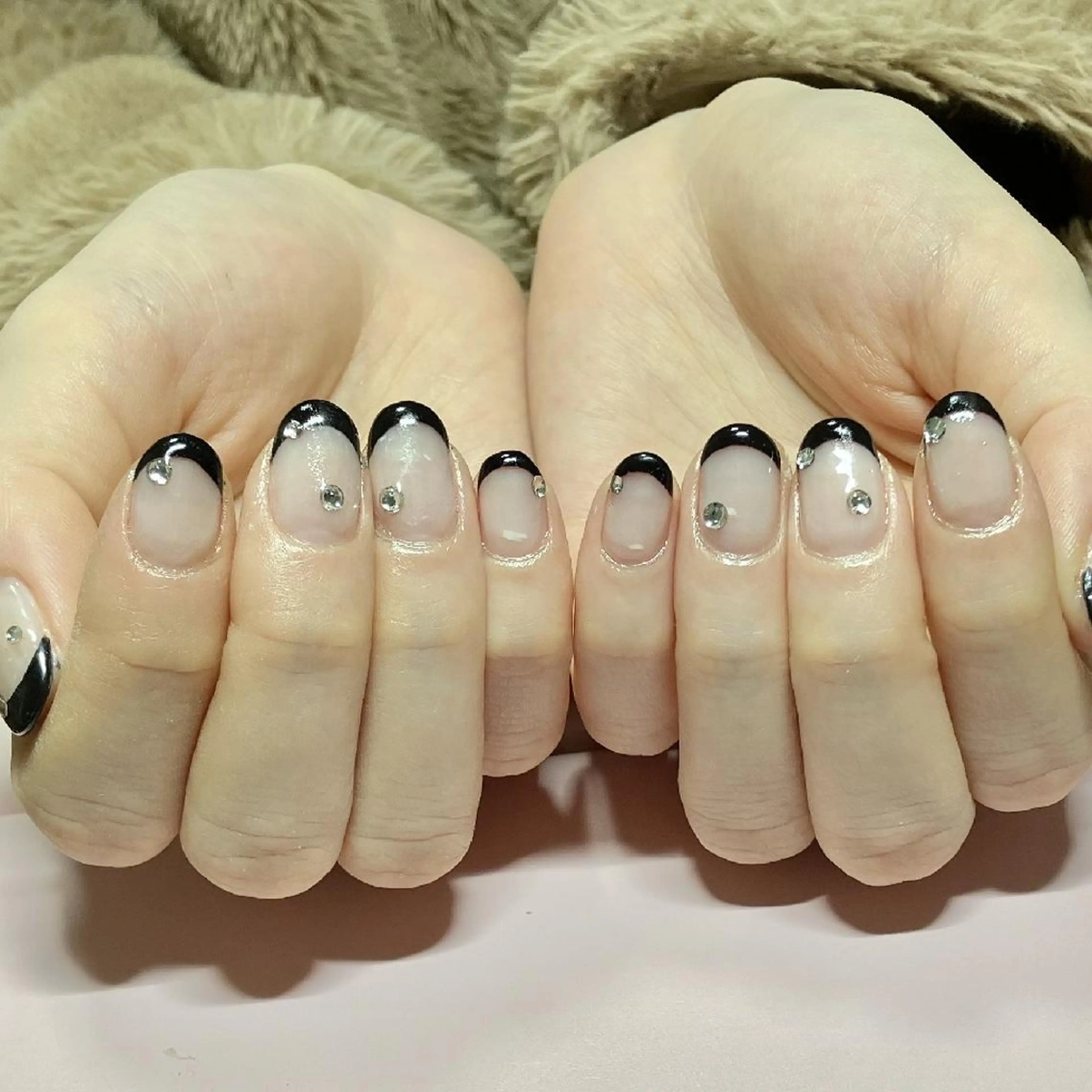 ネイル ストーンネイル ハンドネイル candy nail所属・早川 理沙のネイルデザイン