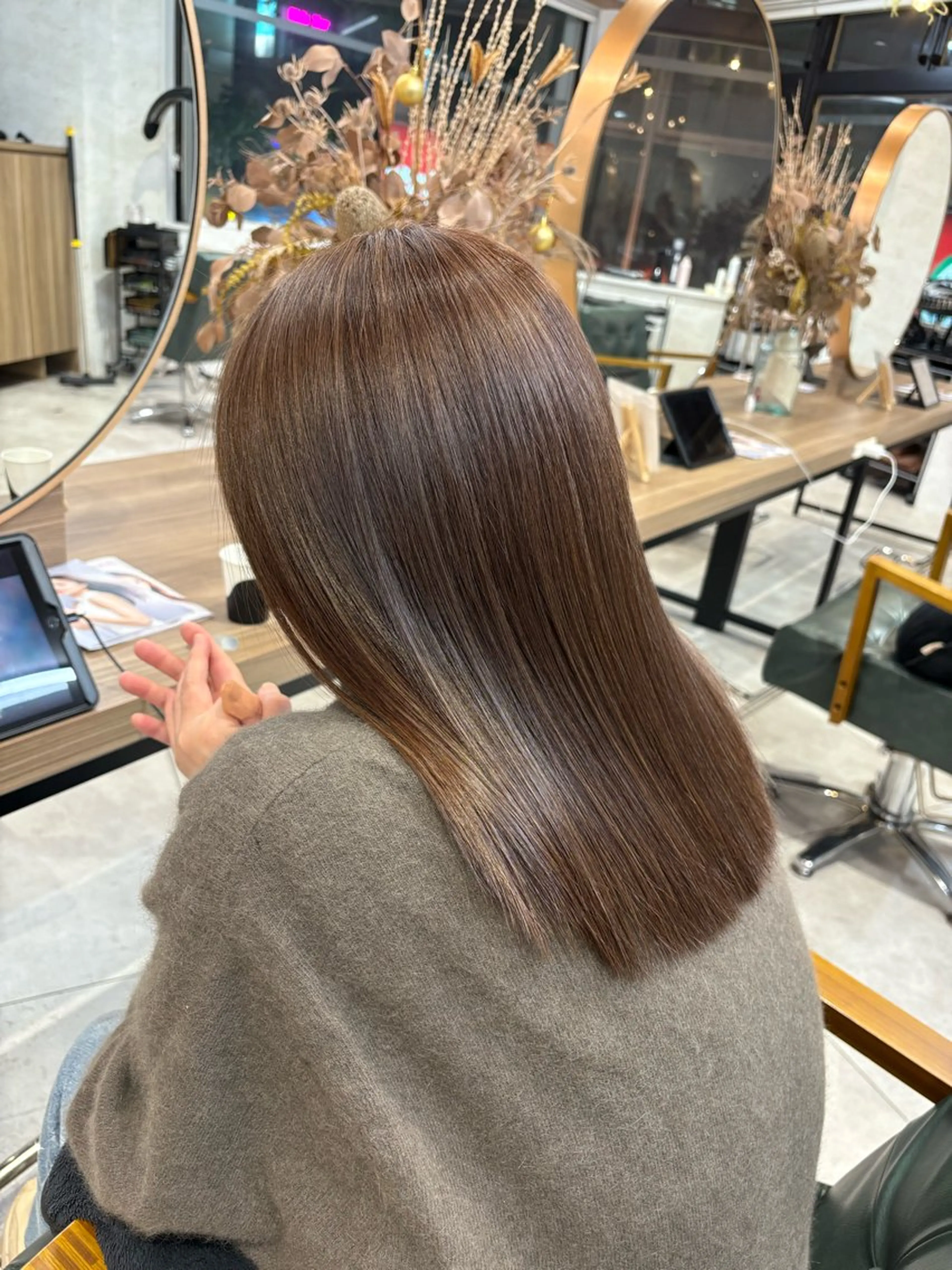 カラー 🧸艶ブリーチ/深み カラー🌺Noa🌺のヘアスタイル