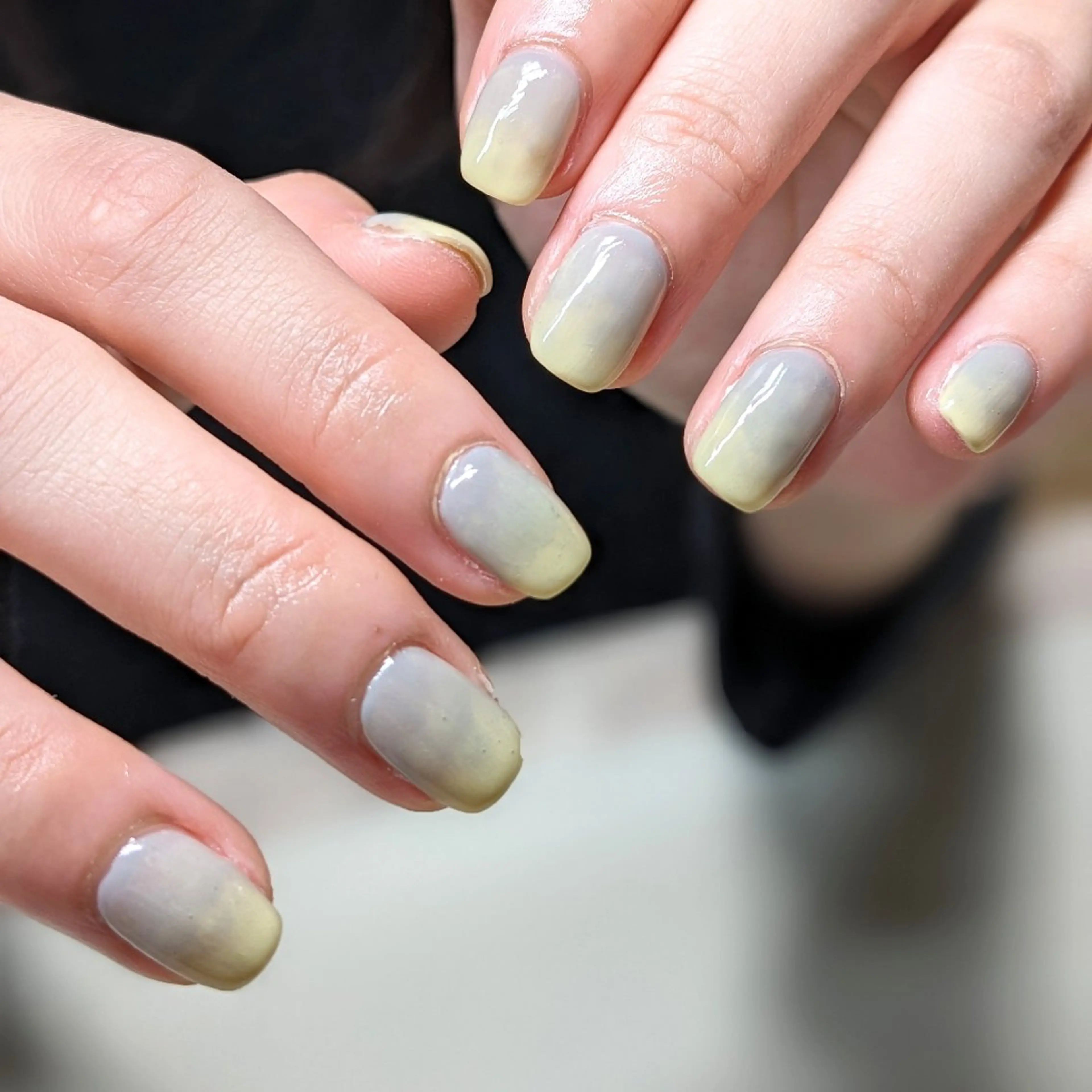 ネイル ニュアンスネイル newrandas hitomiのネイルデザイン