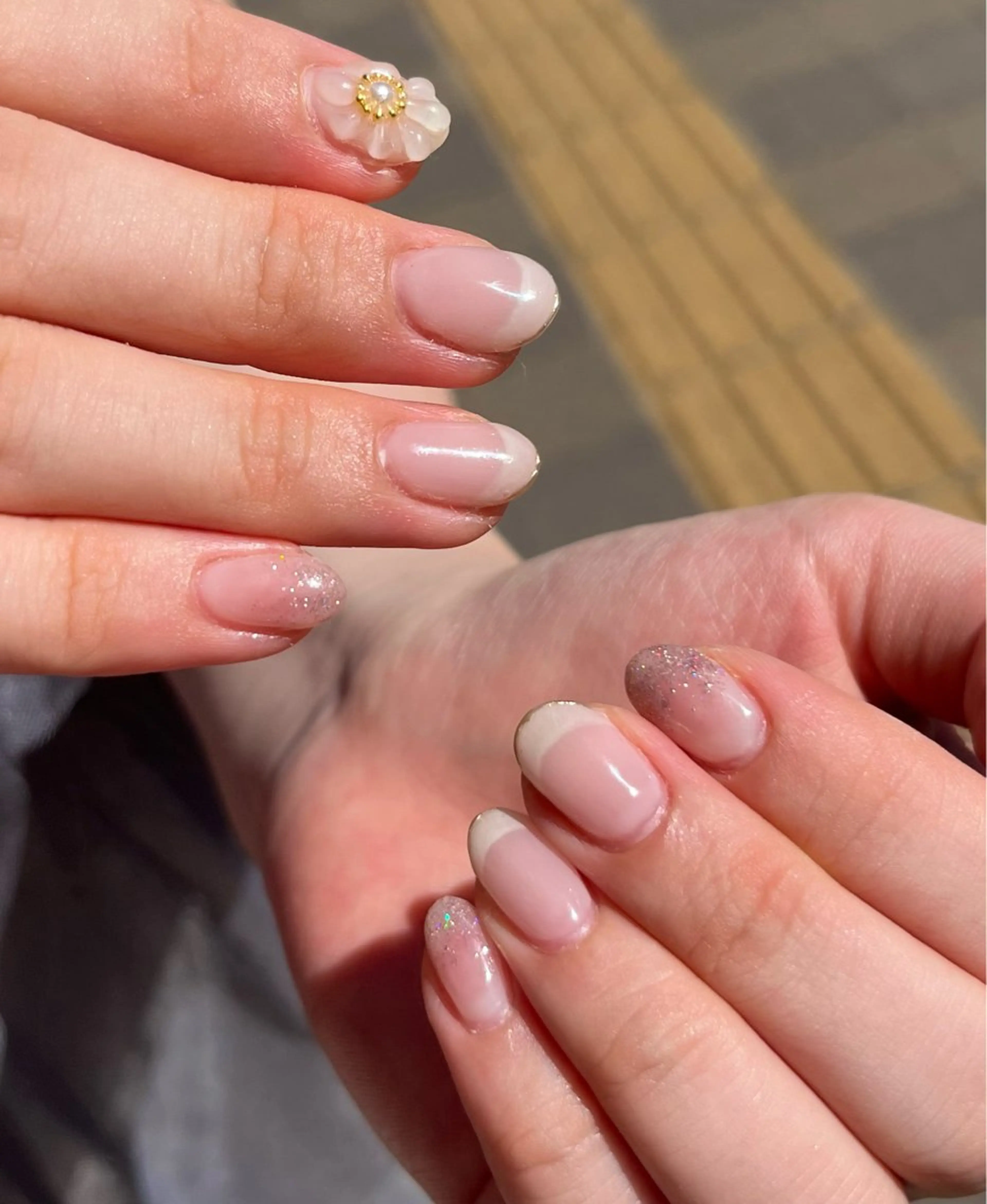 ミディアム NAIL SALON FLOR所属・キラキラネイル/ 韓国ネイルMAKIのネイルデザイン