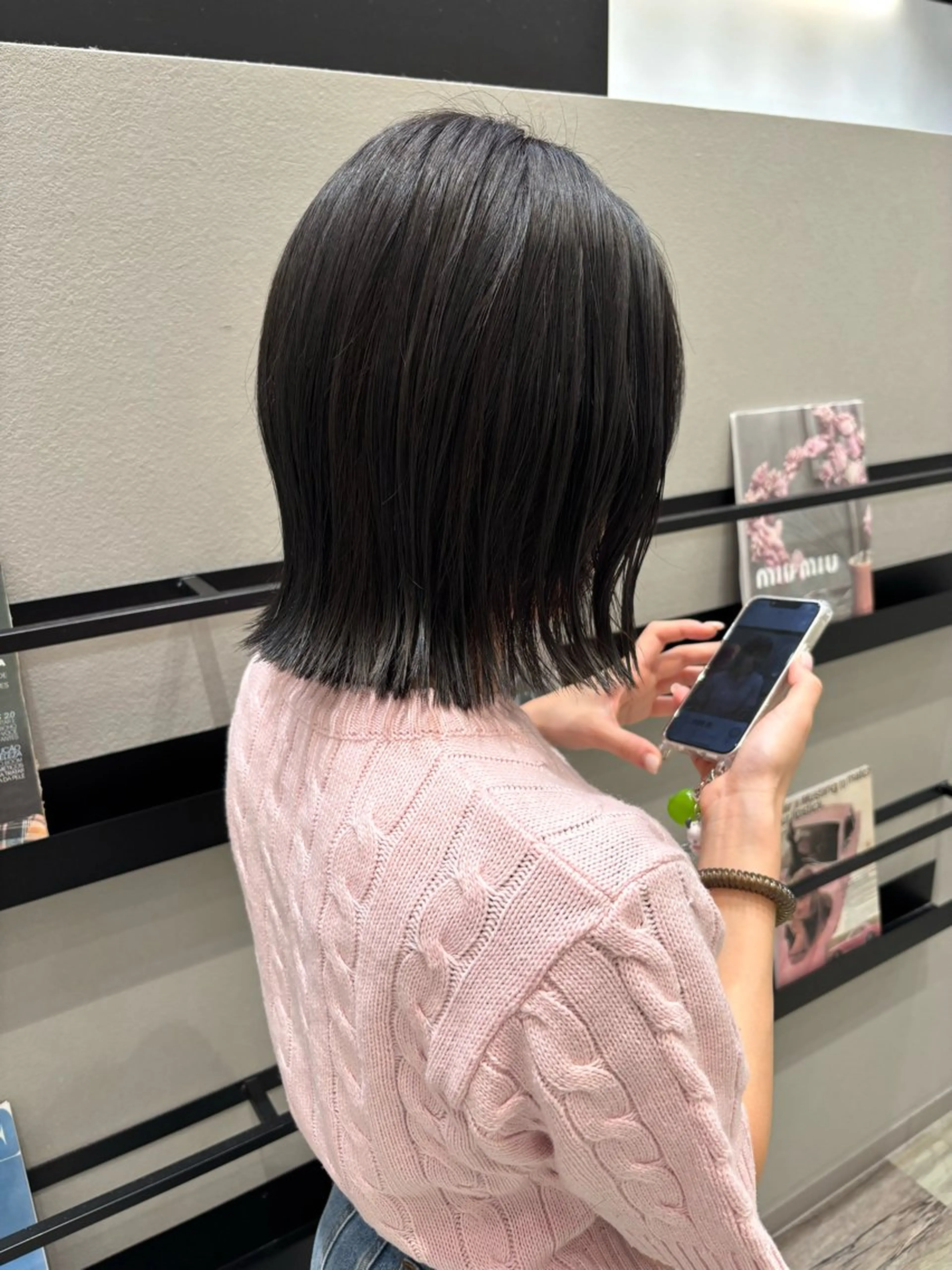 ミディアム カラー 切りっぱなしボブ ボブ カット ヘアカラー 透明感カラー/ レイヤーkotonoのヘアスタイル