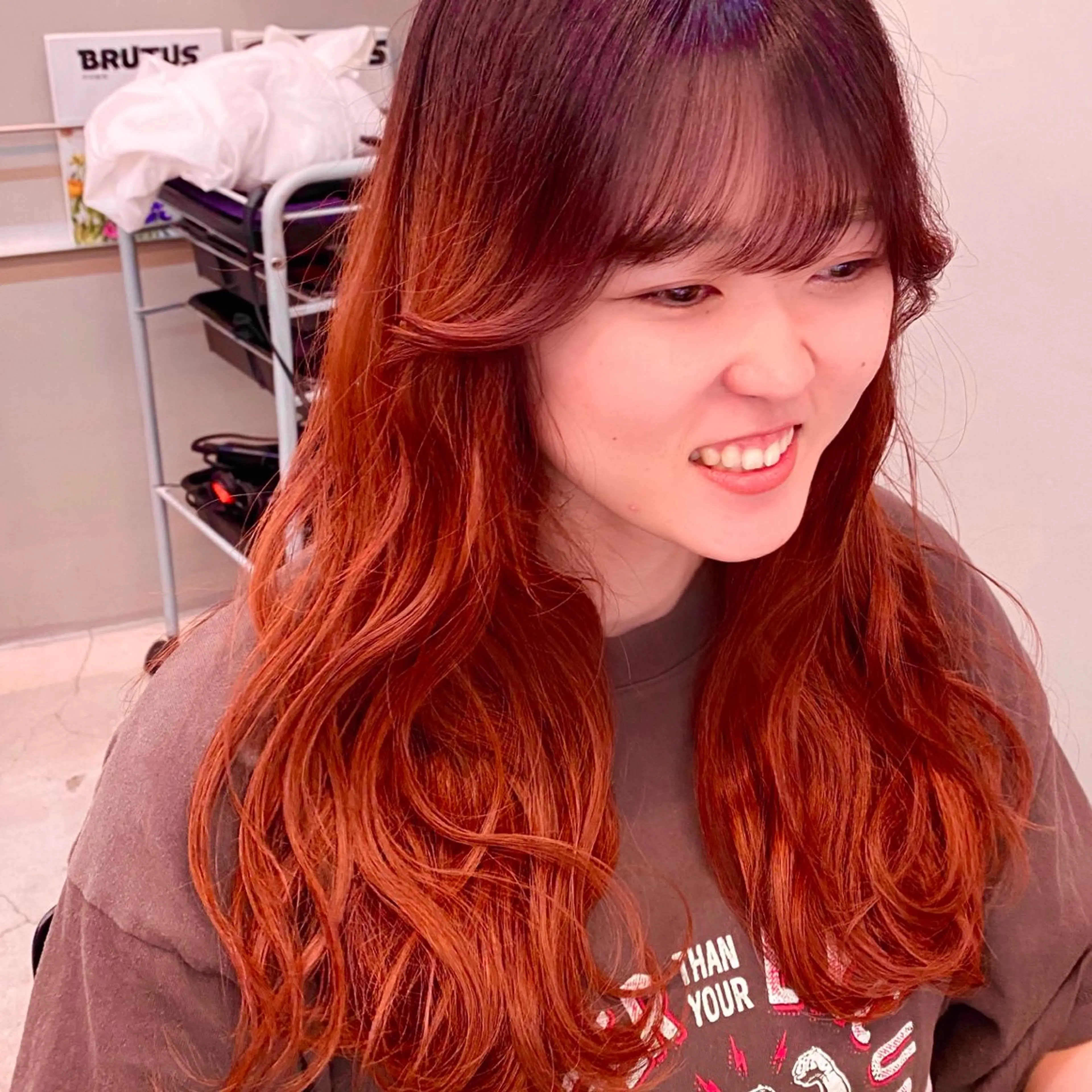 ロング カラー ブリーチ オレンジ カット ヘアカラー トリートメント ✨髪質改善職人✨ デザインカラー/若林のヘアスタイル
