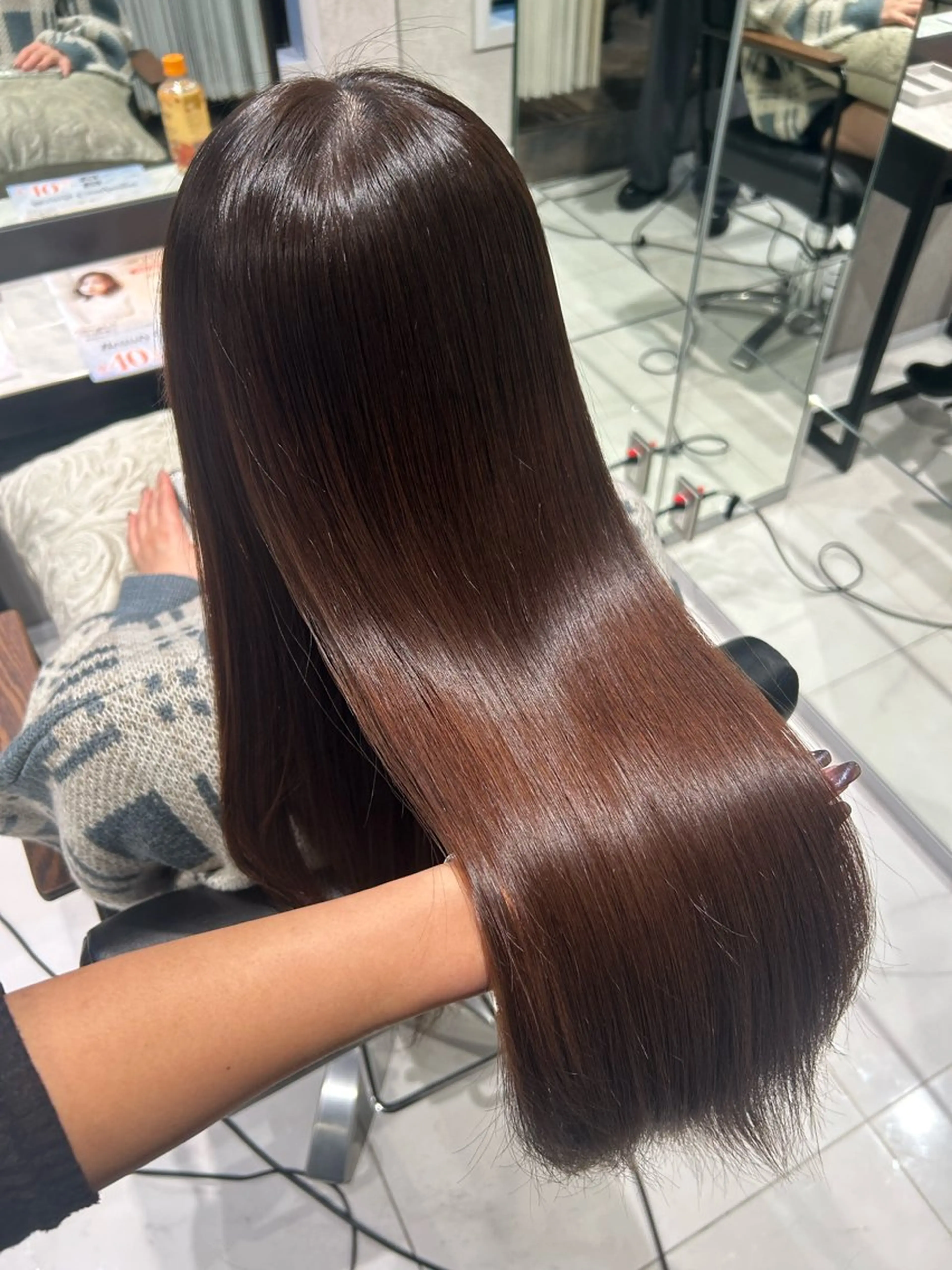 カラー ブラウンカラー ショコラブラウン ヘアカラー トリートメント 透明感カラー🩵 束感まつげ🪼海月のマツエク・マツパデザイン