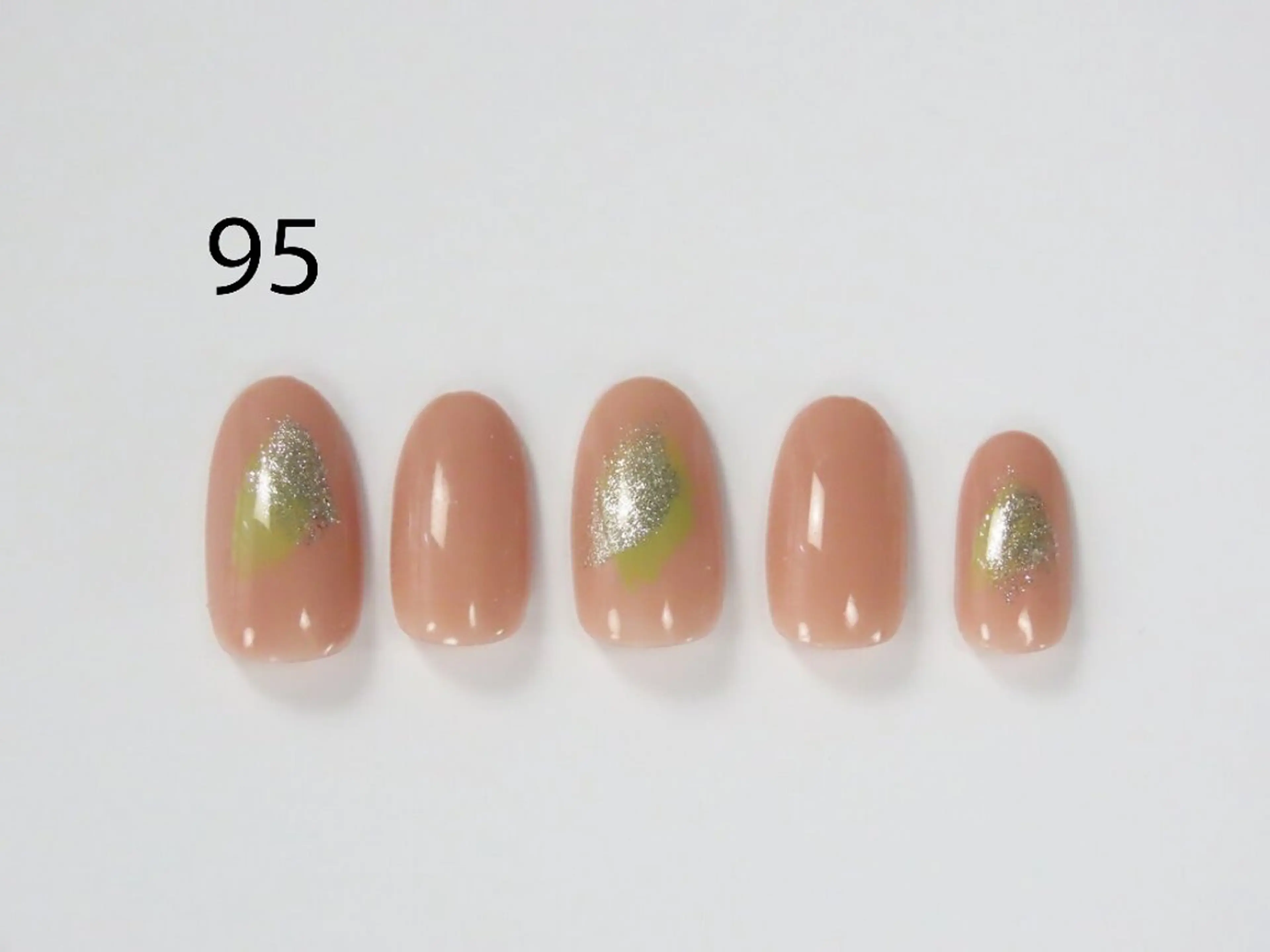 ネイル 韓国美容ジェルネイル専門店Maum新潟店所属・Maum 新潟店のネイルデザイン