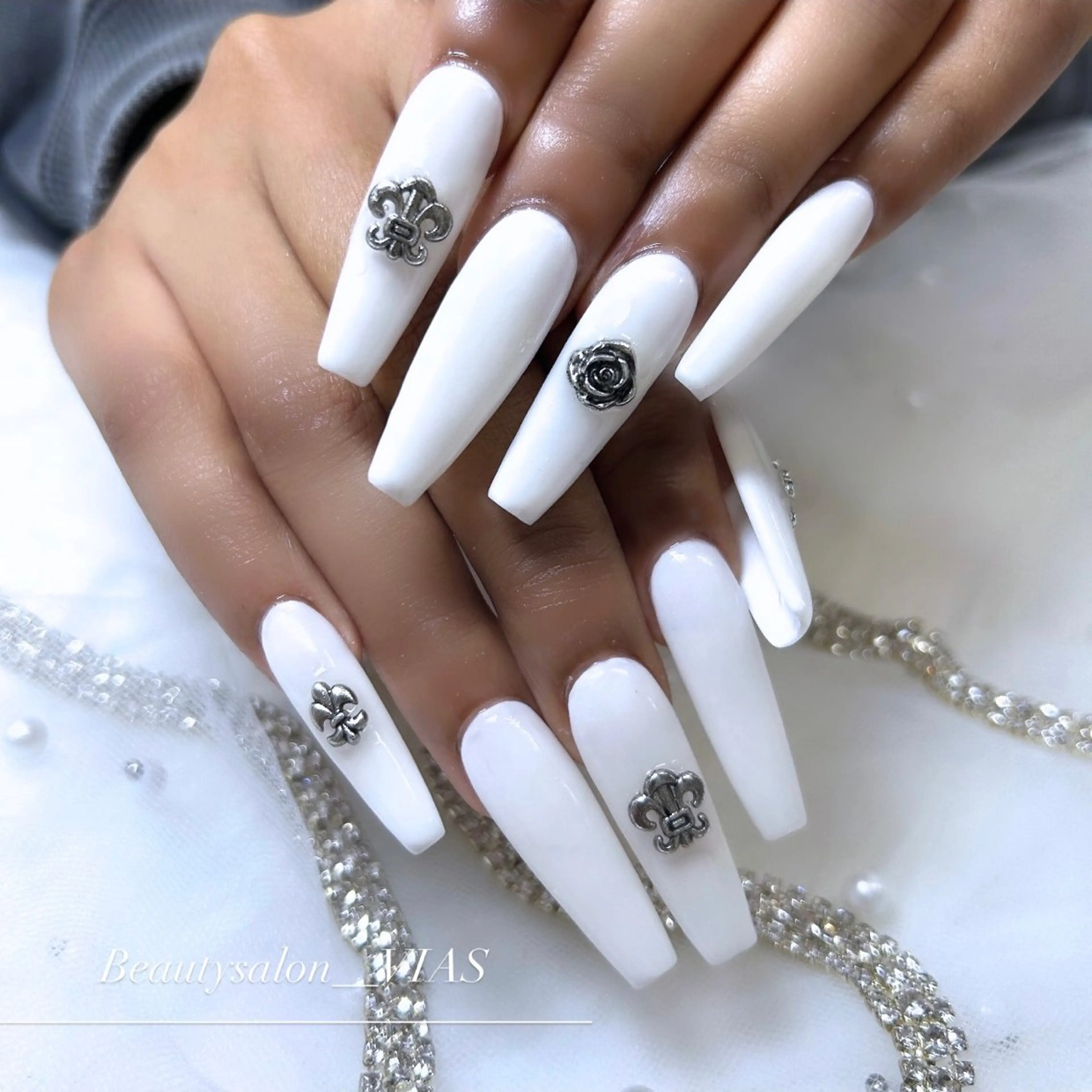 ネイル ハンドネイル VIAS 〜EYE&NAIL〜のマツエク・マツパデザイン