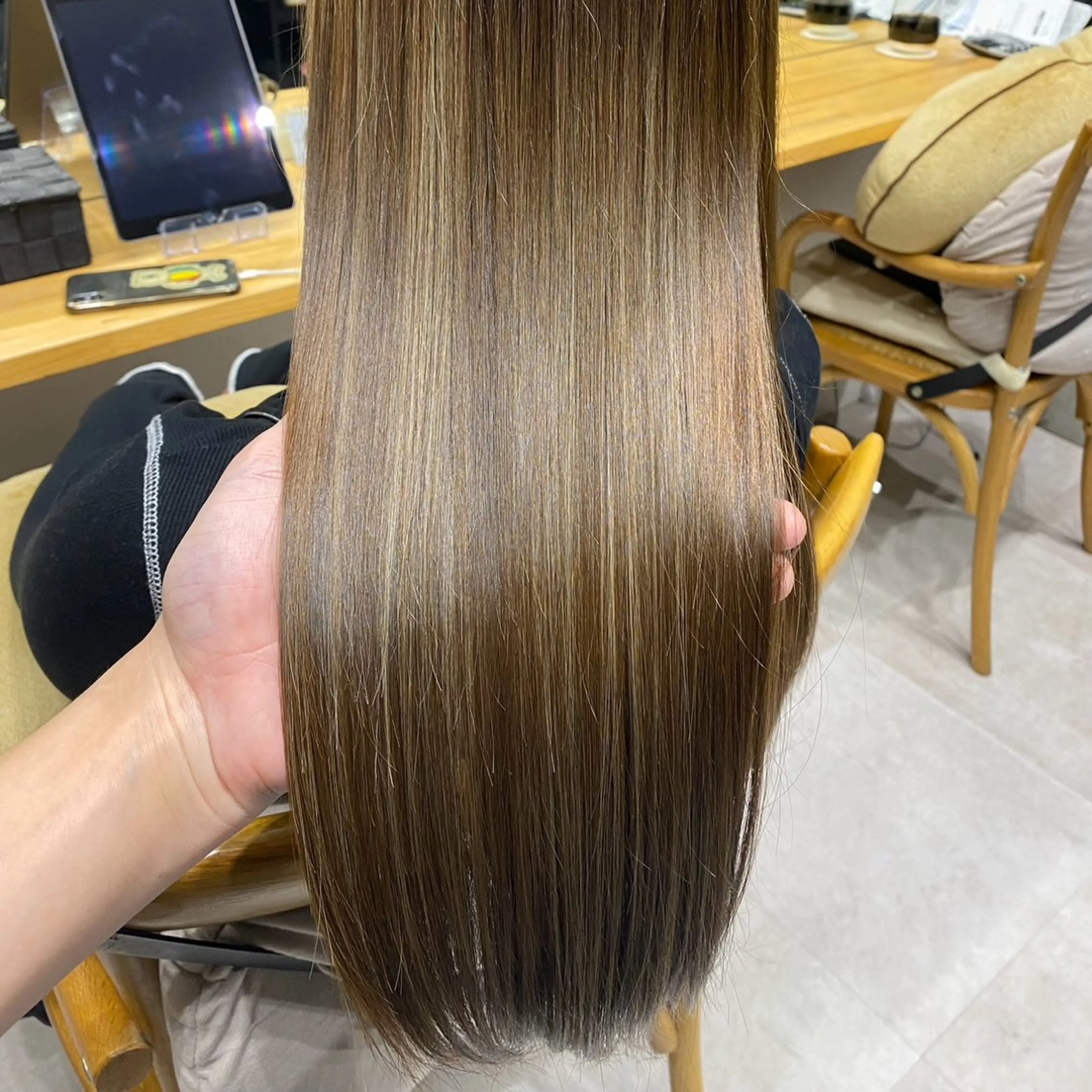 ロング カラー カット ヘアカラー トリートメント ミニモの評価100% /艶カラー/井上あいのヘアスタイル