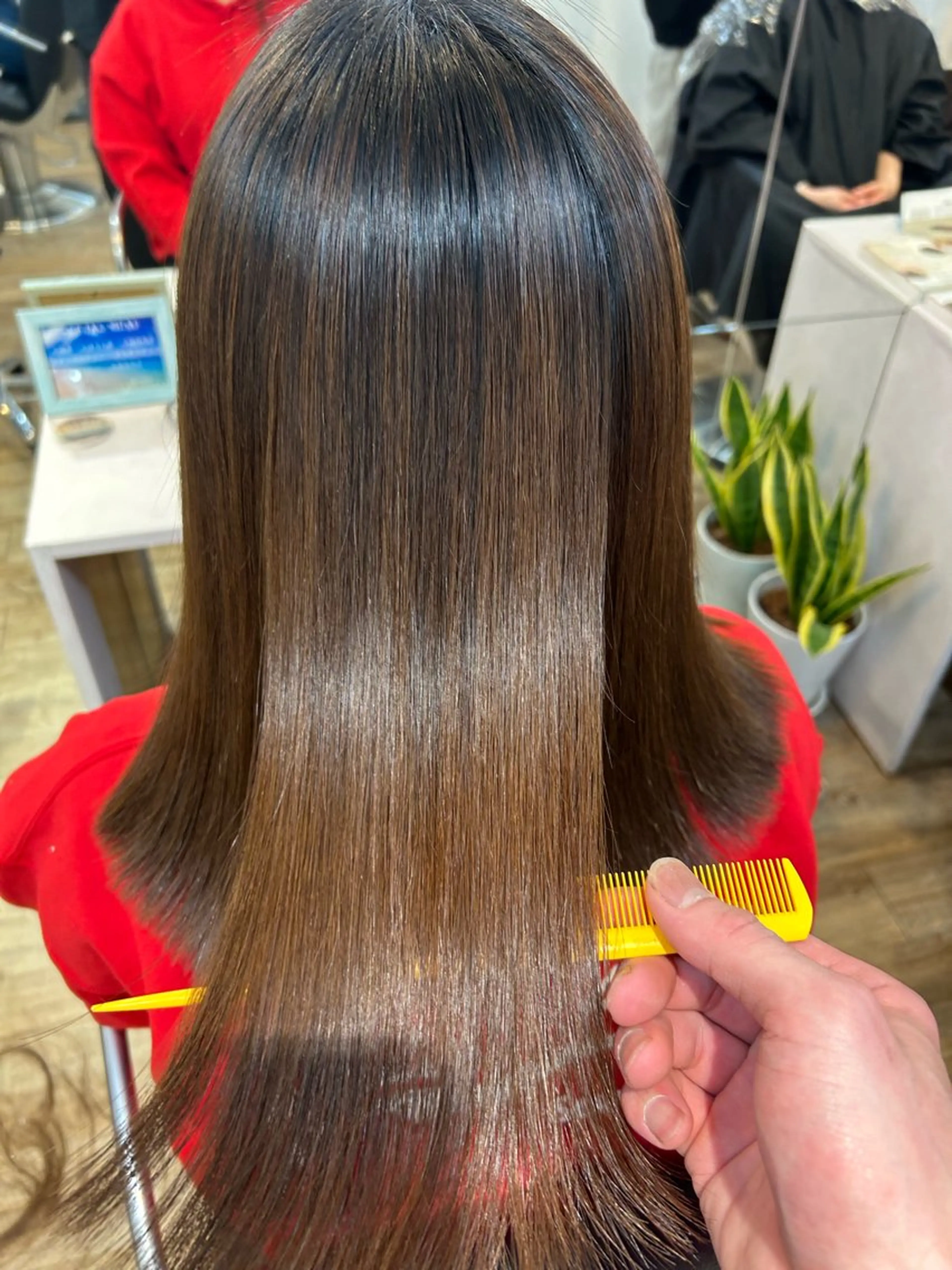 【高濃度ケラチン配合髪質改善】美髪縮毛矯正ストレート【シャンプーブロー込み】の写真