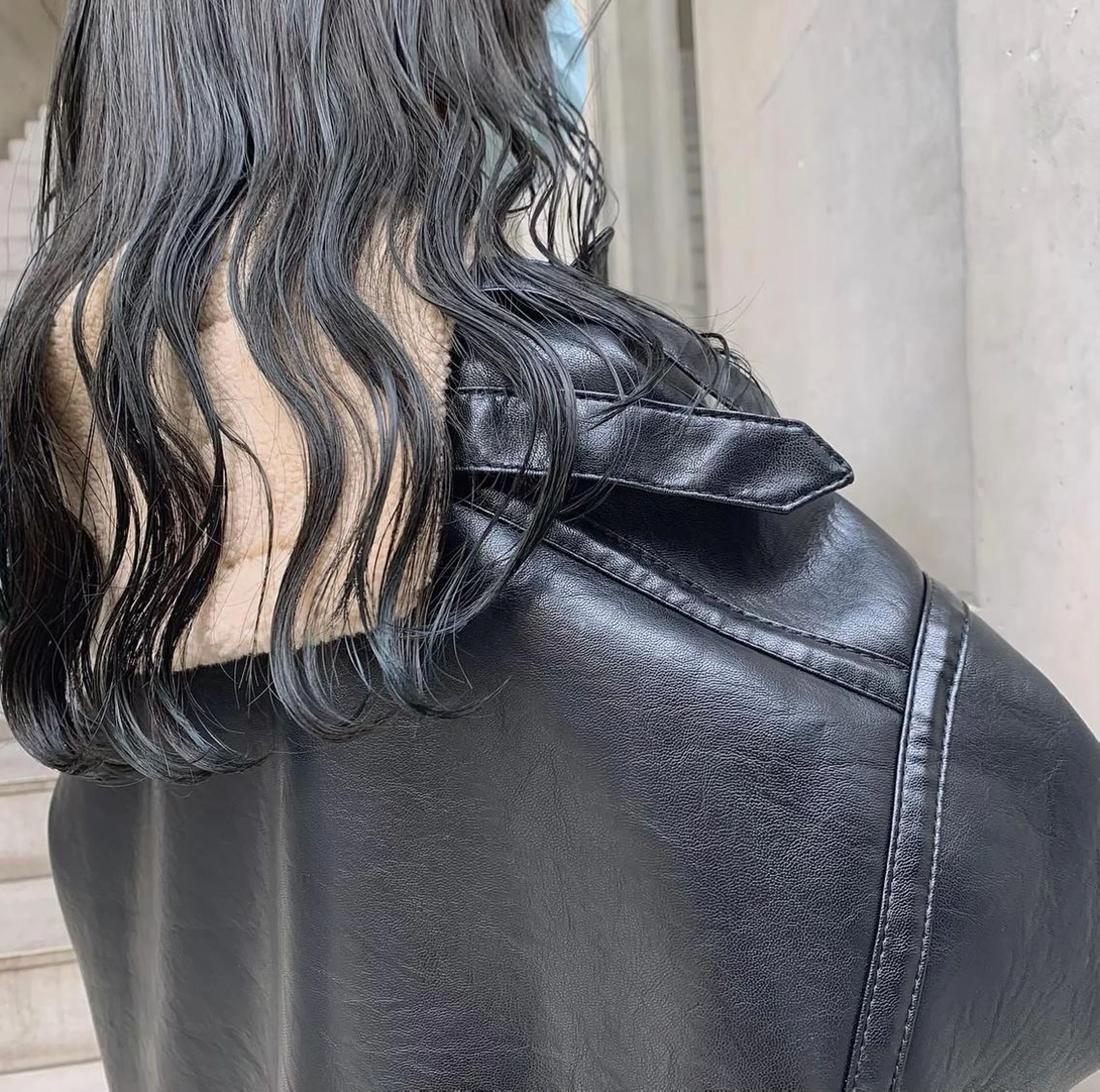 ロング カラー ハイトーンカラー ヘアカラー トリートメント 暖色/まろベージュ/ シカタユウカのヘアスタイル