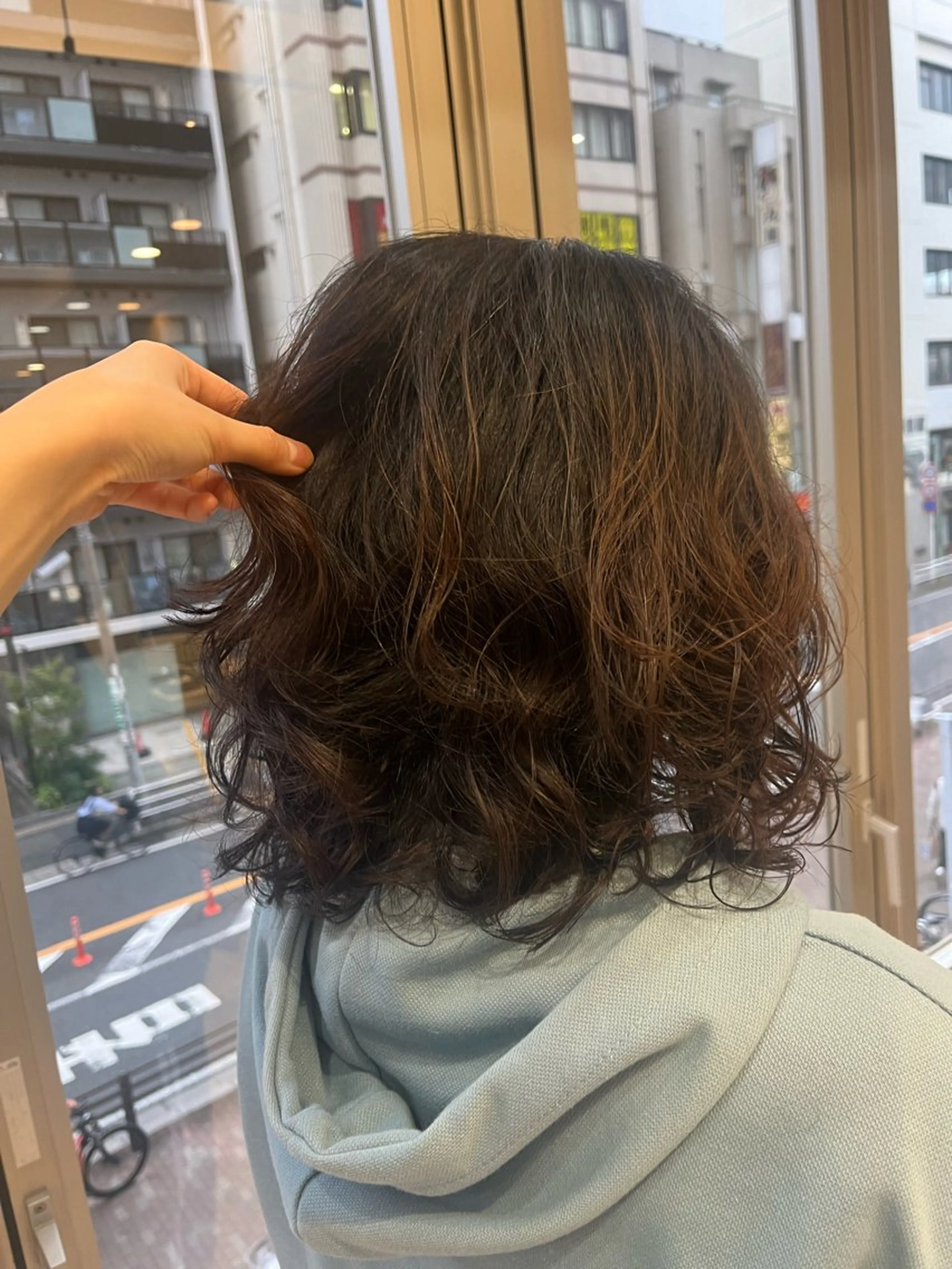 ミディアム パーマ ミディアムパーマ 関 琴美のヘアスタイル