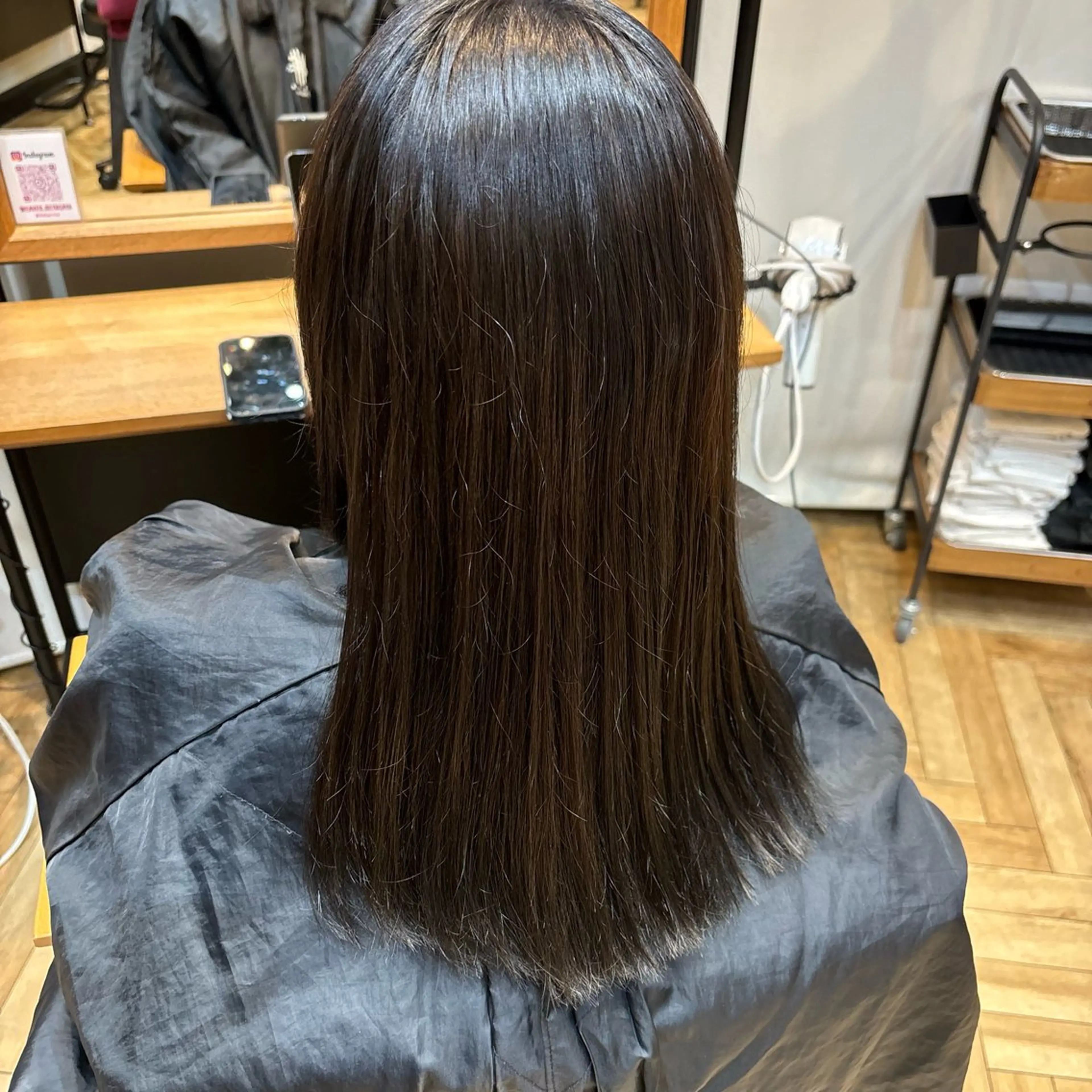 ロング ヘアカラー トリートメント Kiara ⭐️のヘアスタイル