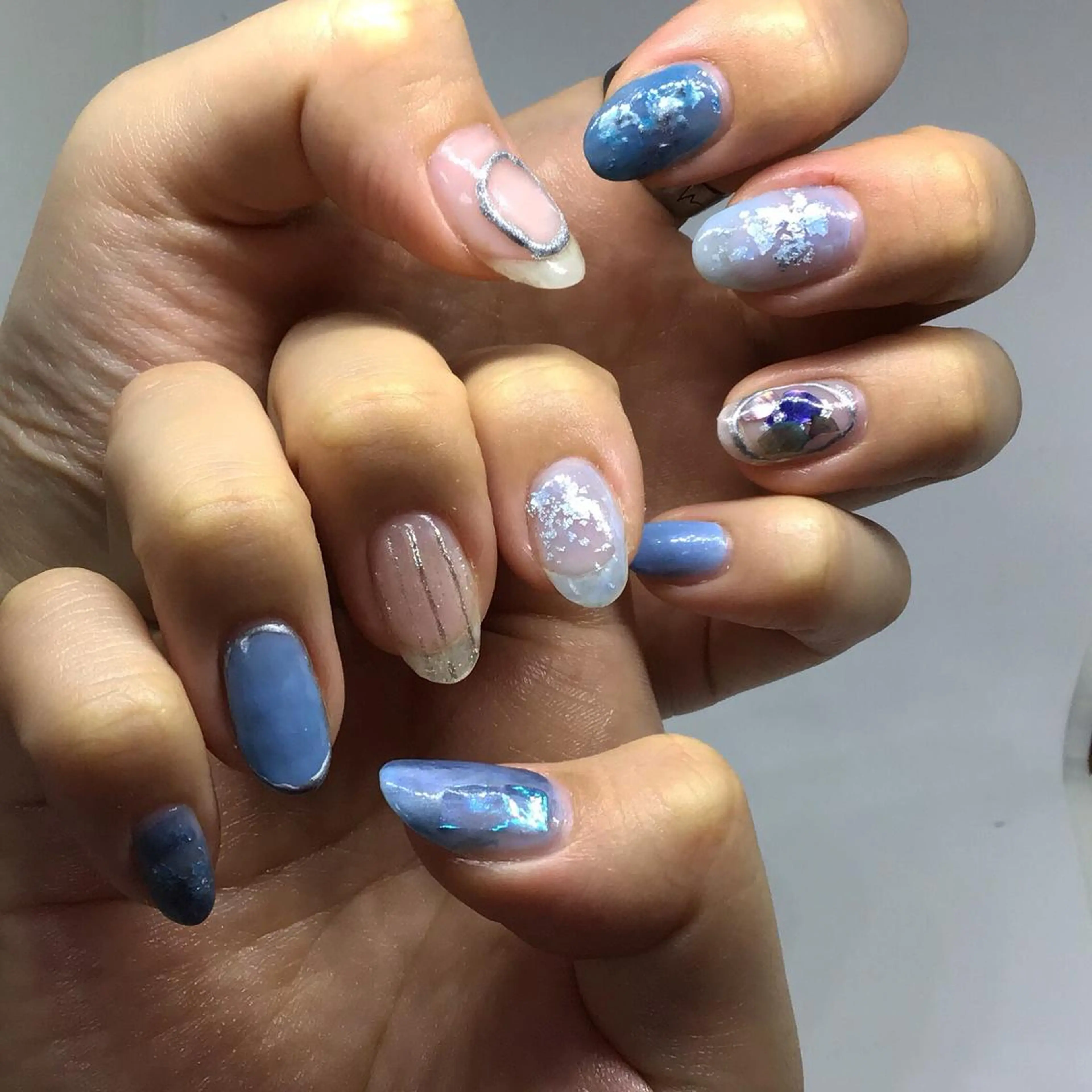 ネイル ブルー ミラーネイル gui amichantoco所属・gui amichanのネイルデザイン
