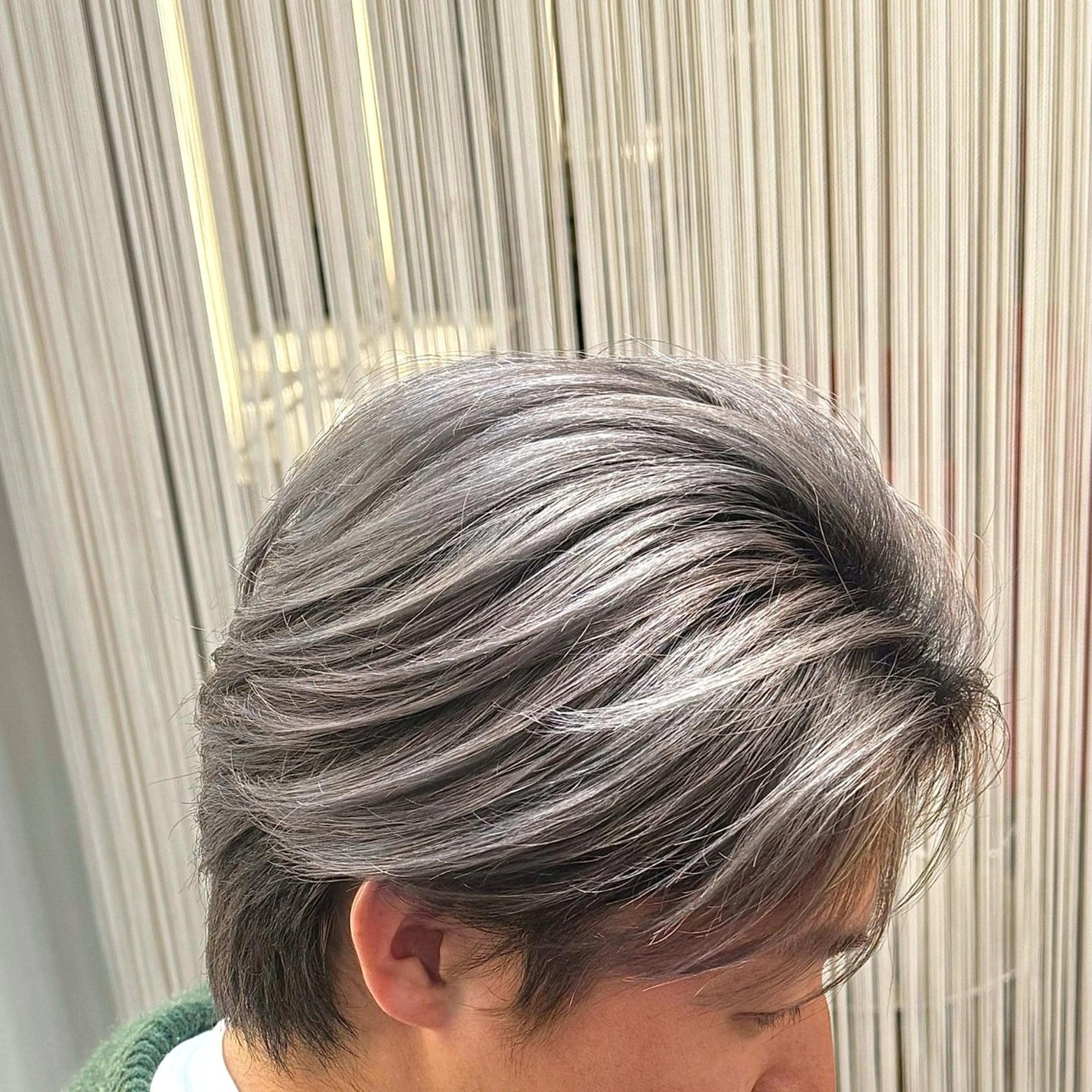 ショート カラー パーマ メンズ メンズブリーチ ブリーチ ヘアカラー 鶴田 来夢のヘアスタイル