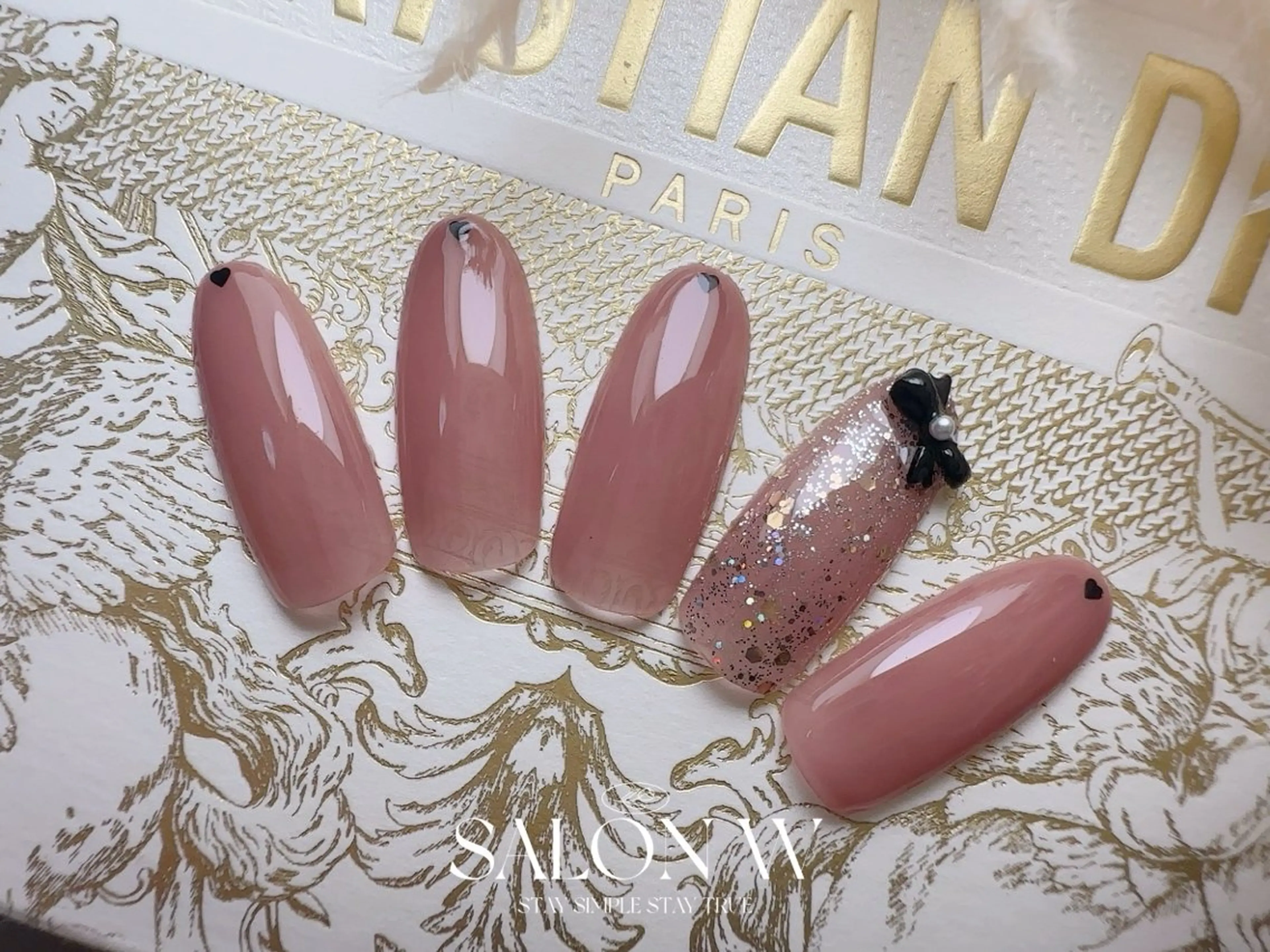 ネイル ハンドネイル 美フォルム＆フィルインの専門店 salon W 銀座店【サロンダブリュー】所属・salon W✨ Rikoのネイルデザイン