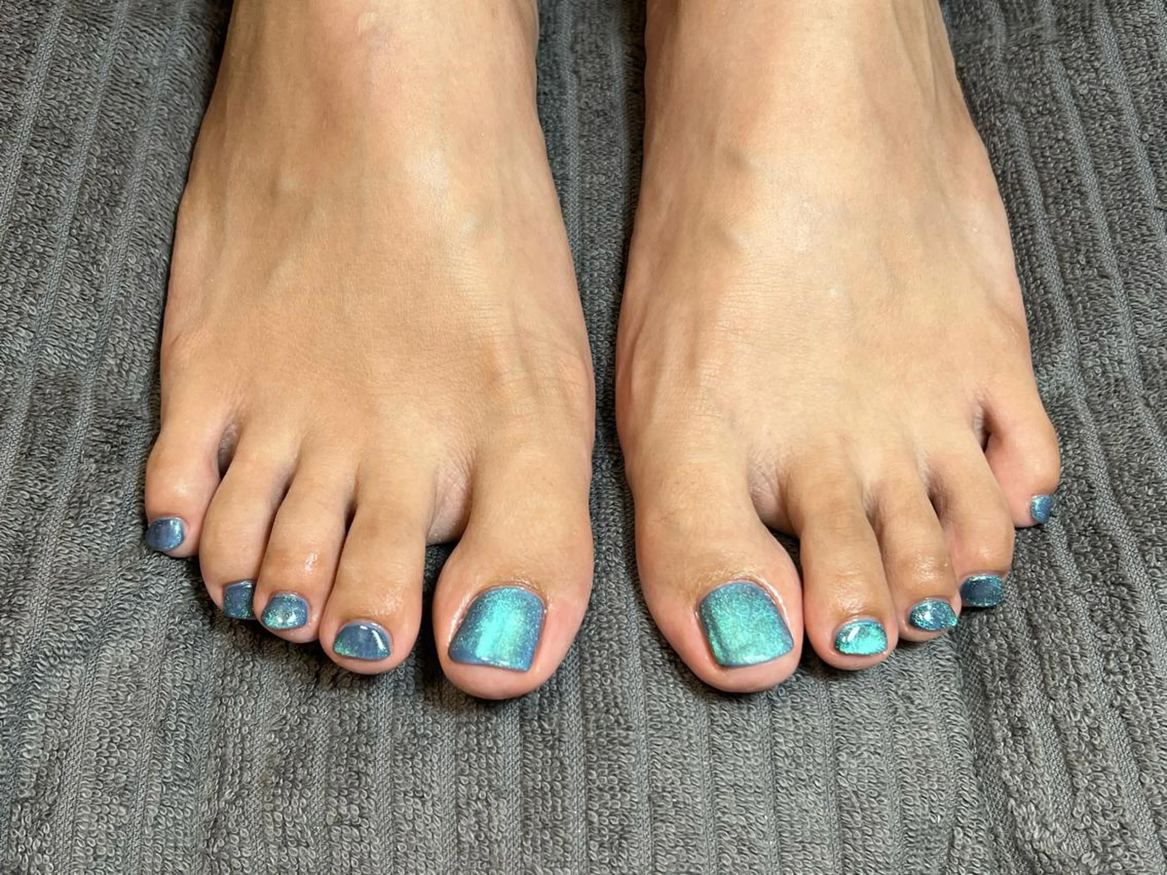 ネイル ブルー フットネイル HENRIETTA NAILSALONのネイルデザイン