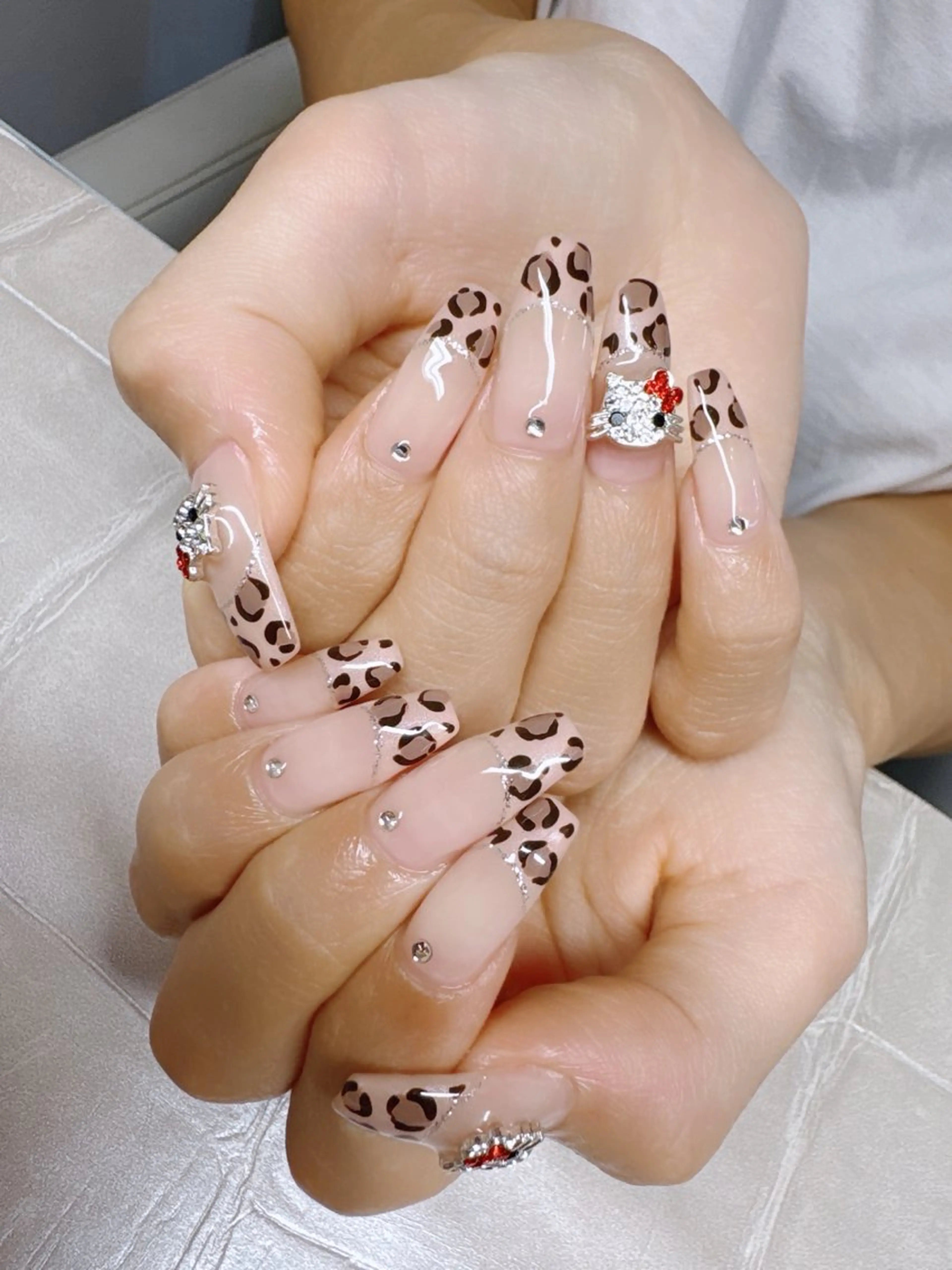 ネイル de mon coeur所属・岩本 祐子のネイルデザイン