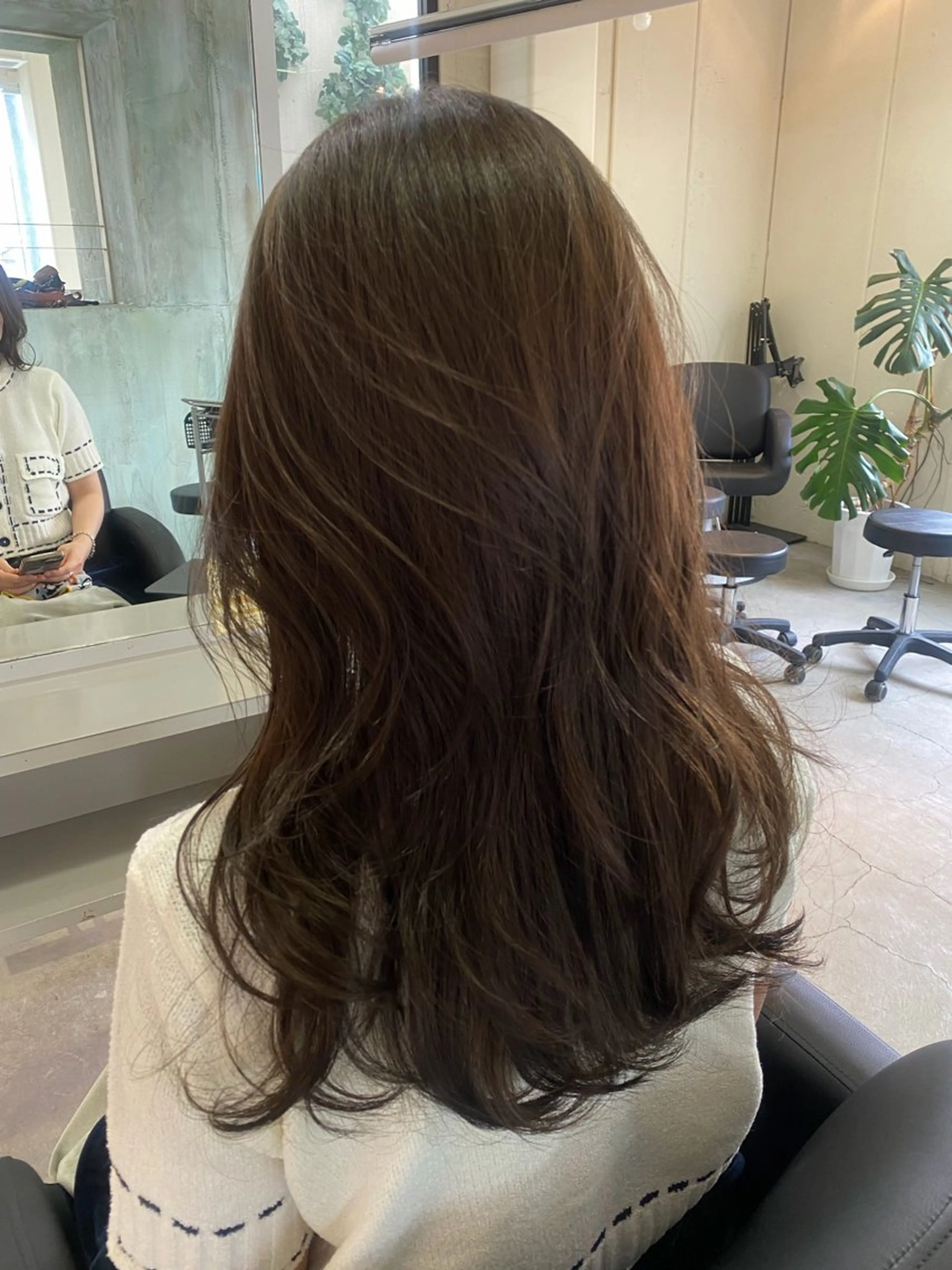 うるつやカラー、水素ケアトリートメントの写真