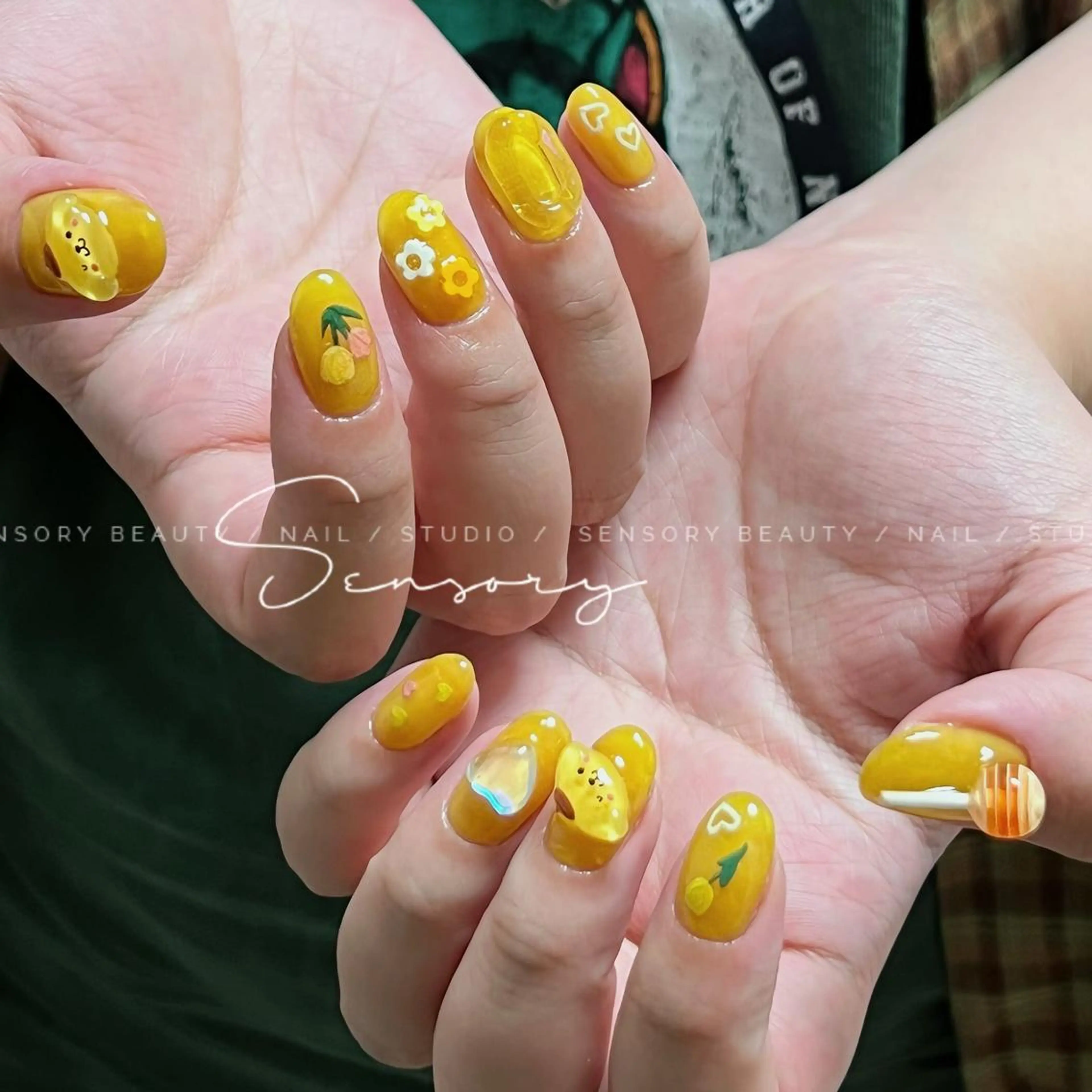 ネイル ジョ ジョのネイルデザイン