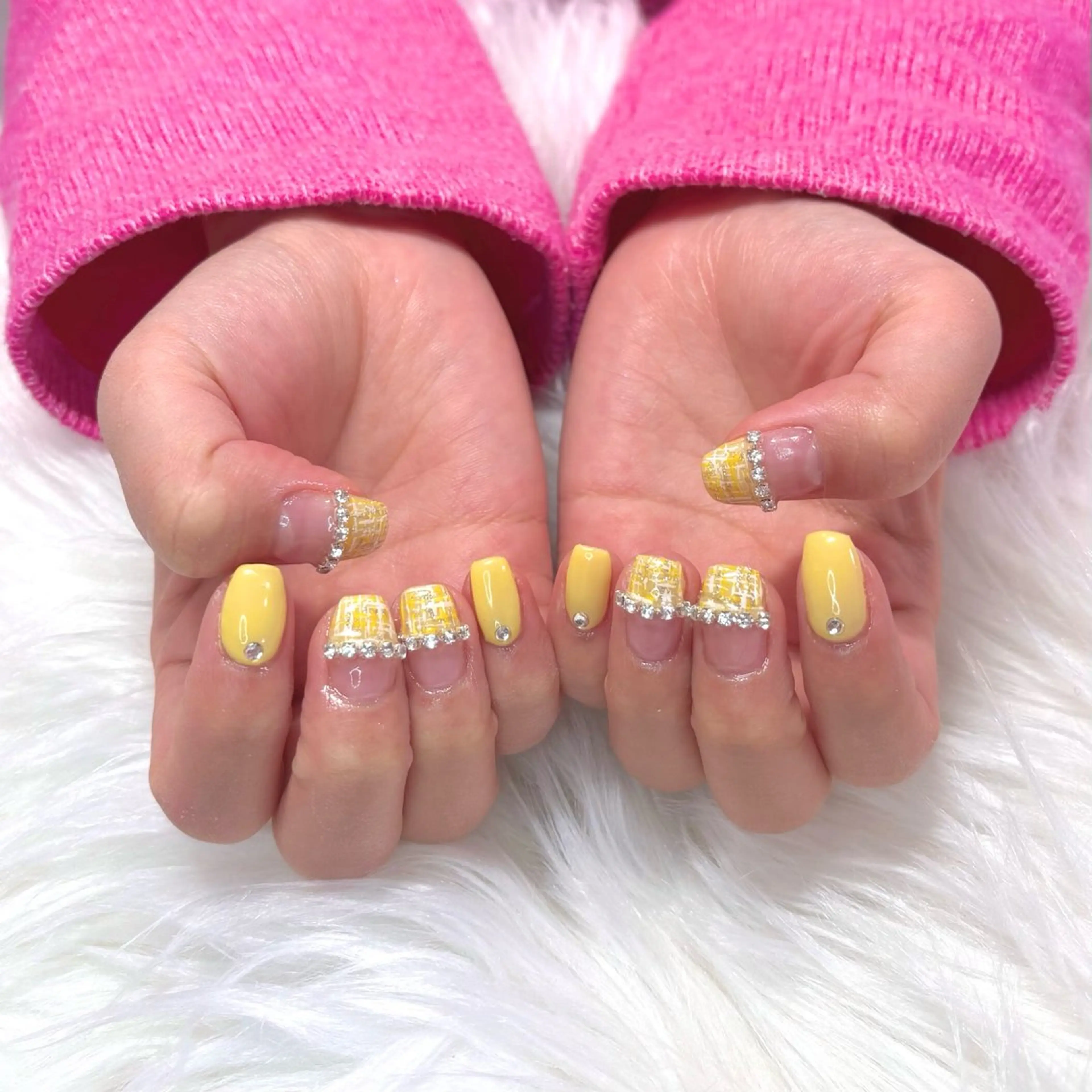 ネイル ツイードネイル 黄色 ハンドネイル Noix nailのネイルデザイン