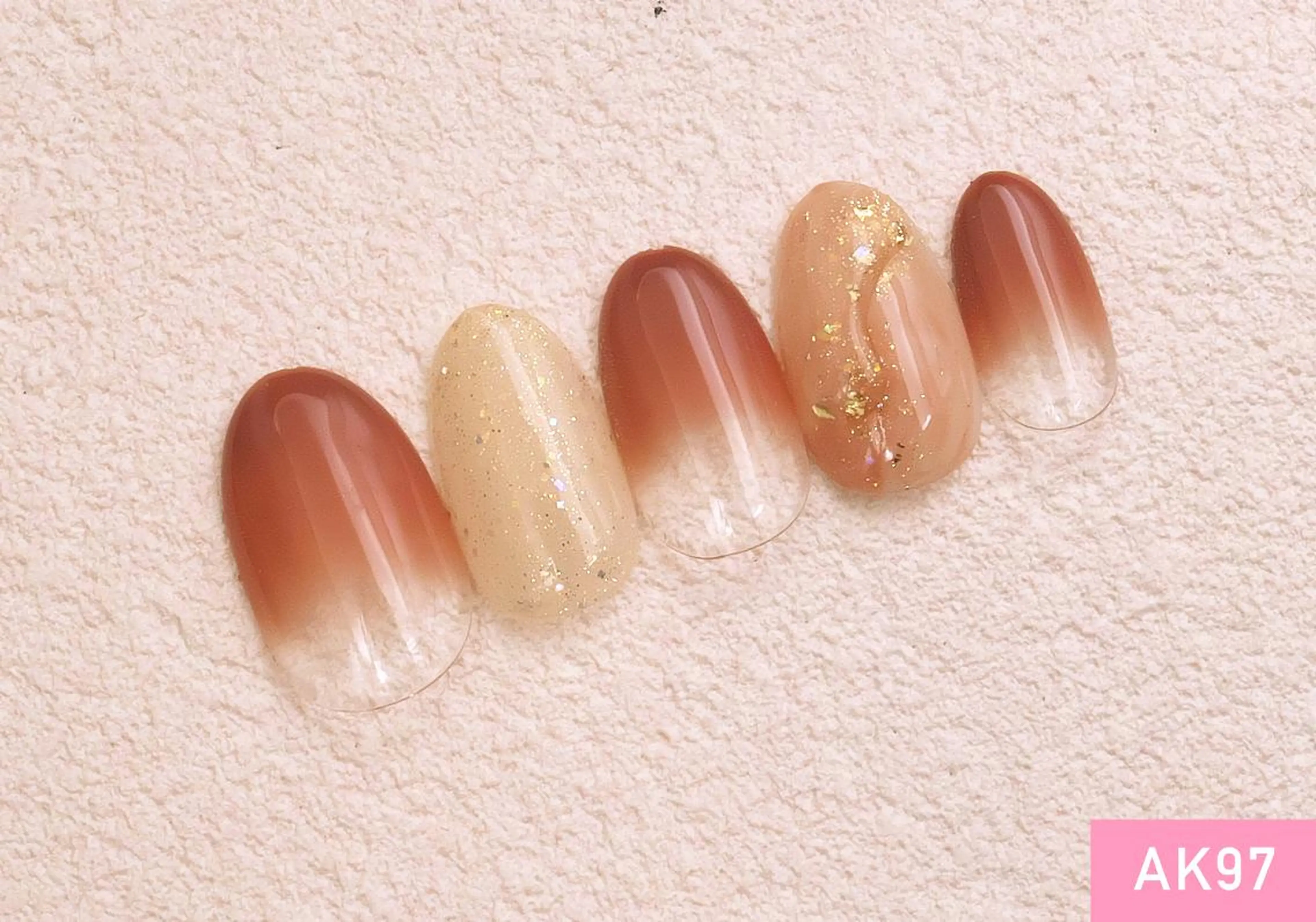 ネイル シルバー 新橋Nail ⭐️のネイルデザイン