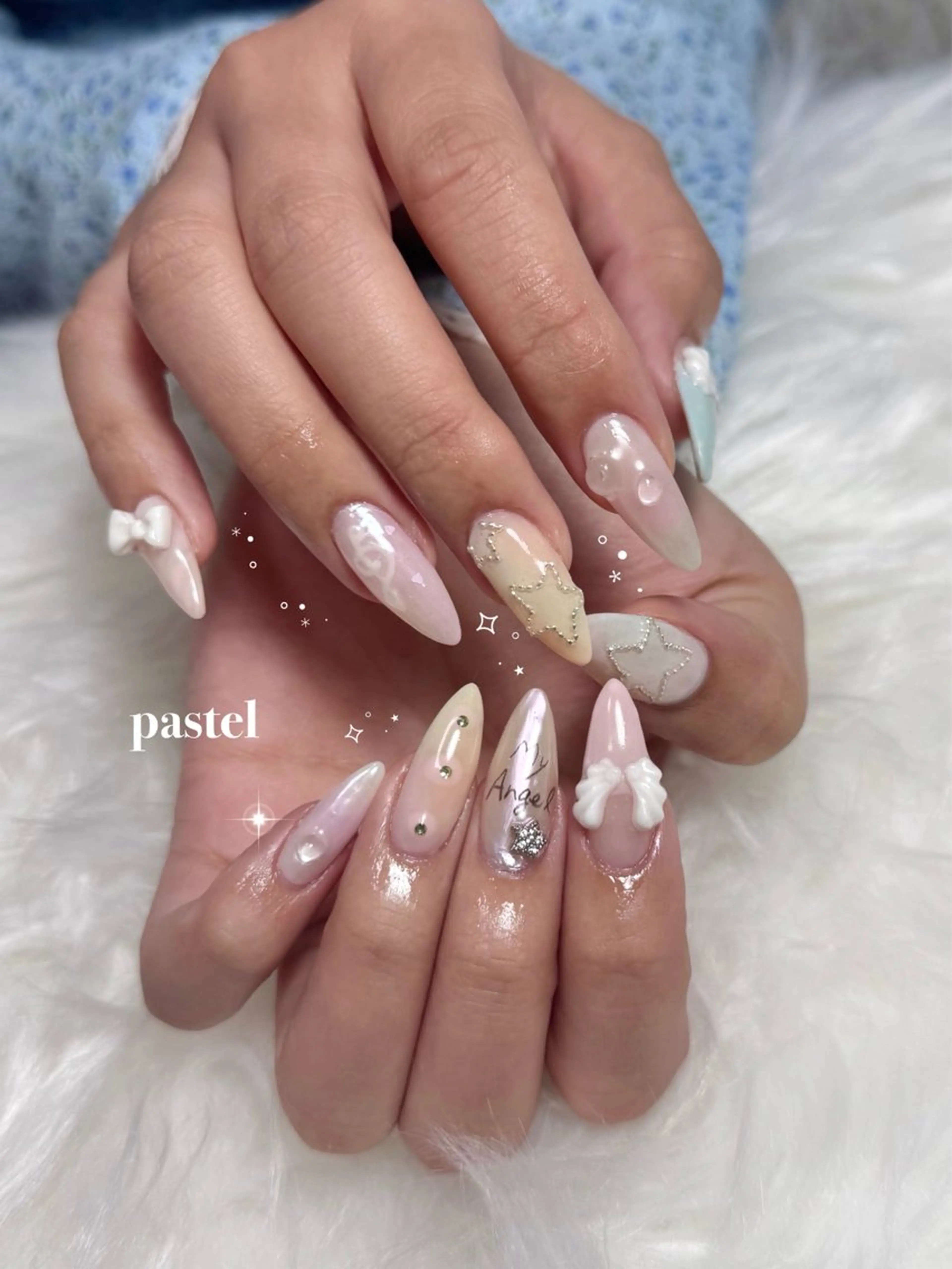 ネイル ハンドネイル nail salon CAREY 🎀のネイルデザイン
