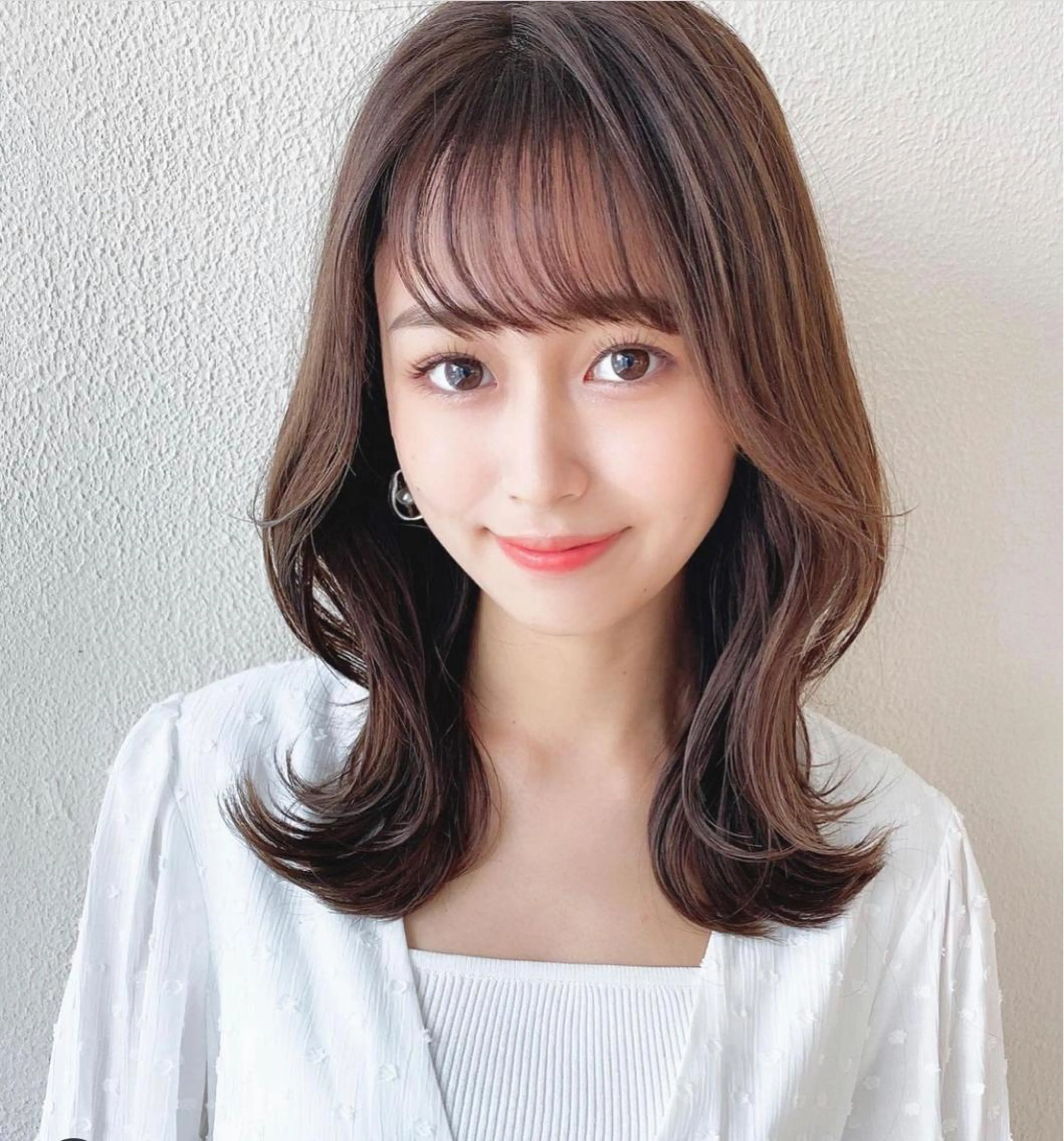ミディアム くびれヘア 韓国風ヘア カット ヘアカラー トリートメント 【愛され小顔カット】 YOSHIKIヘアのヘアスタイル