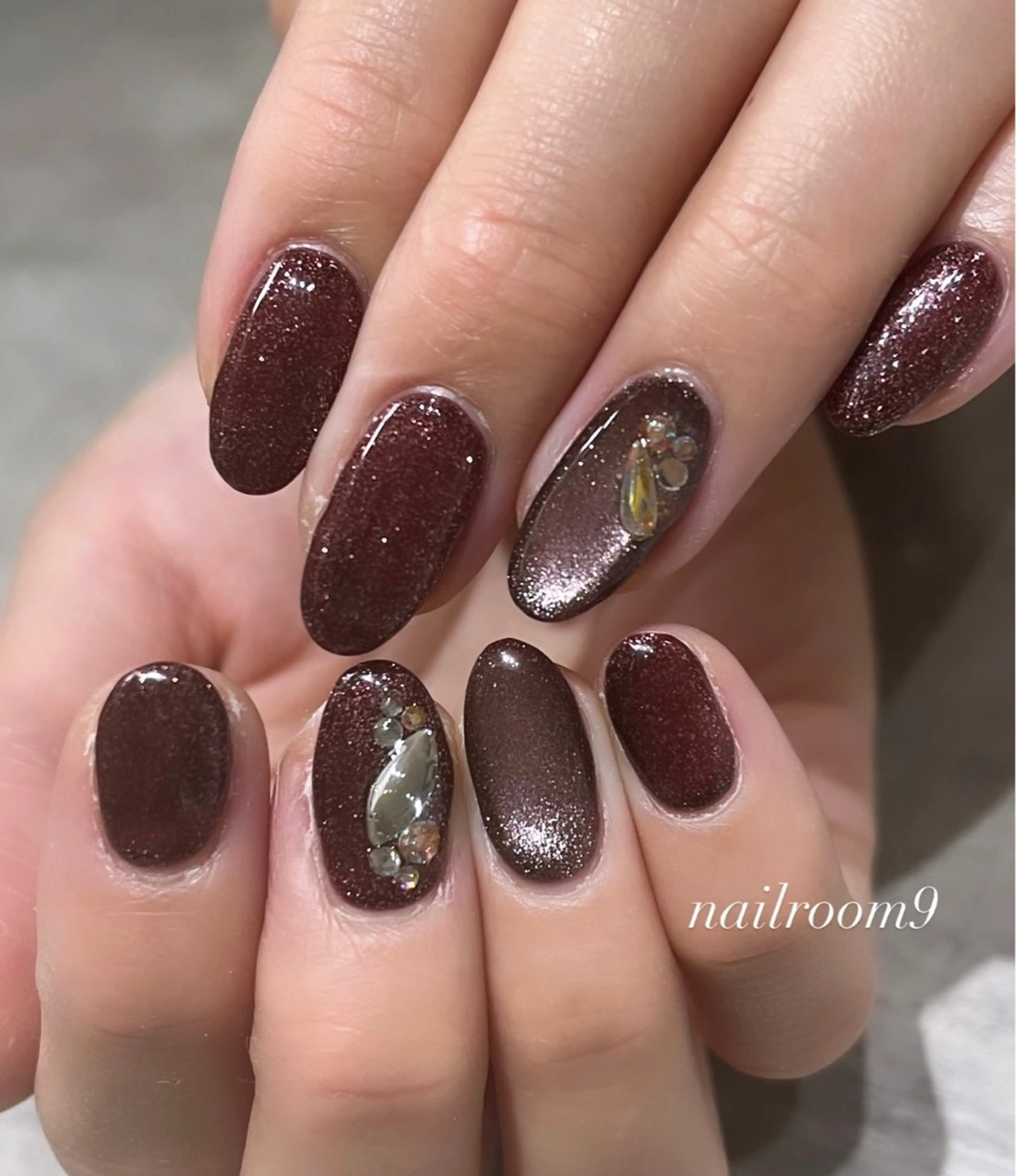 ネイル アートネイル マグネットネイル ハンドネイル nail room9 ☺︎のネイルデザイン