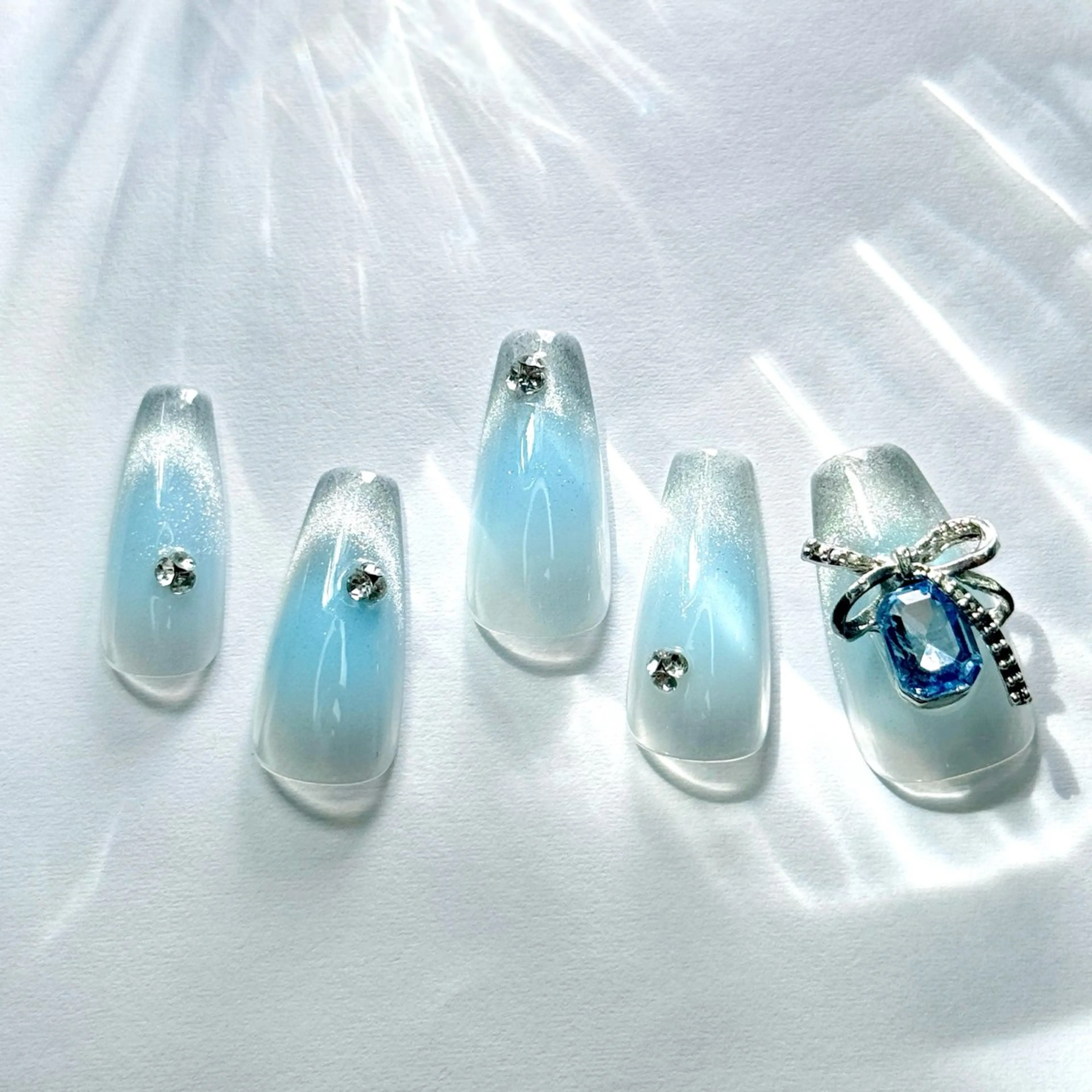 ネイル ハンドネイル Nail salon Lycoris キキのネイルデザイン