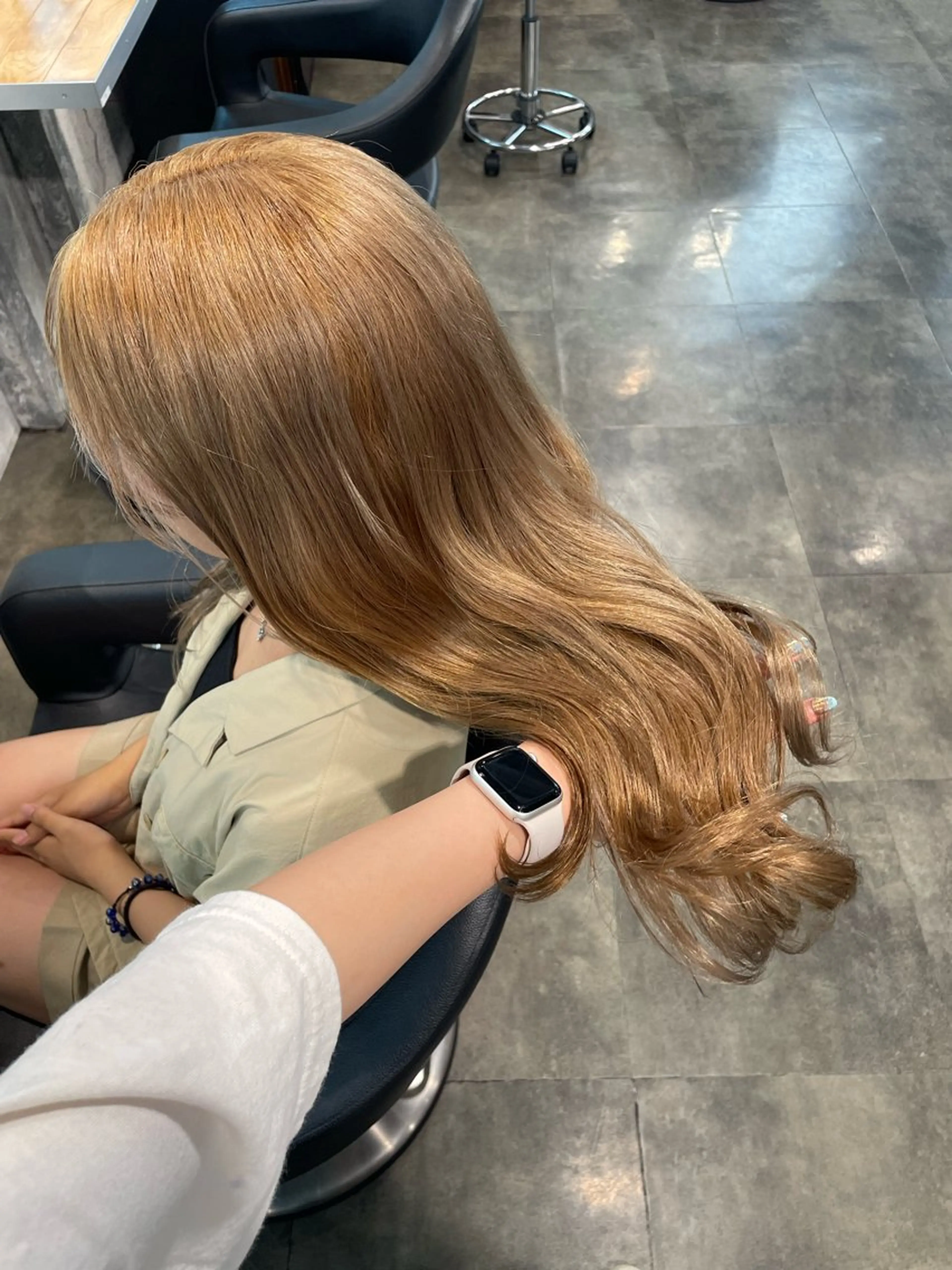 ロング カラー ヘアカラー ハイトーンブロンド 横浜💞ミオのヘアスタイル