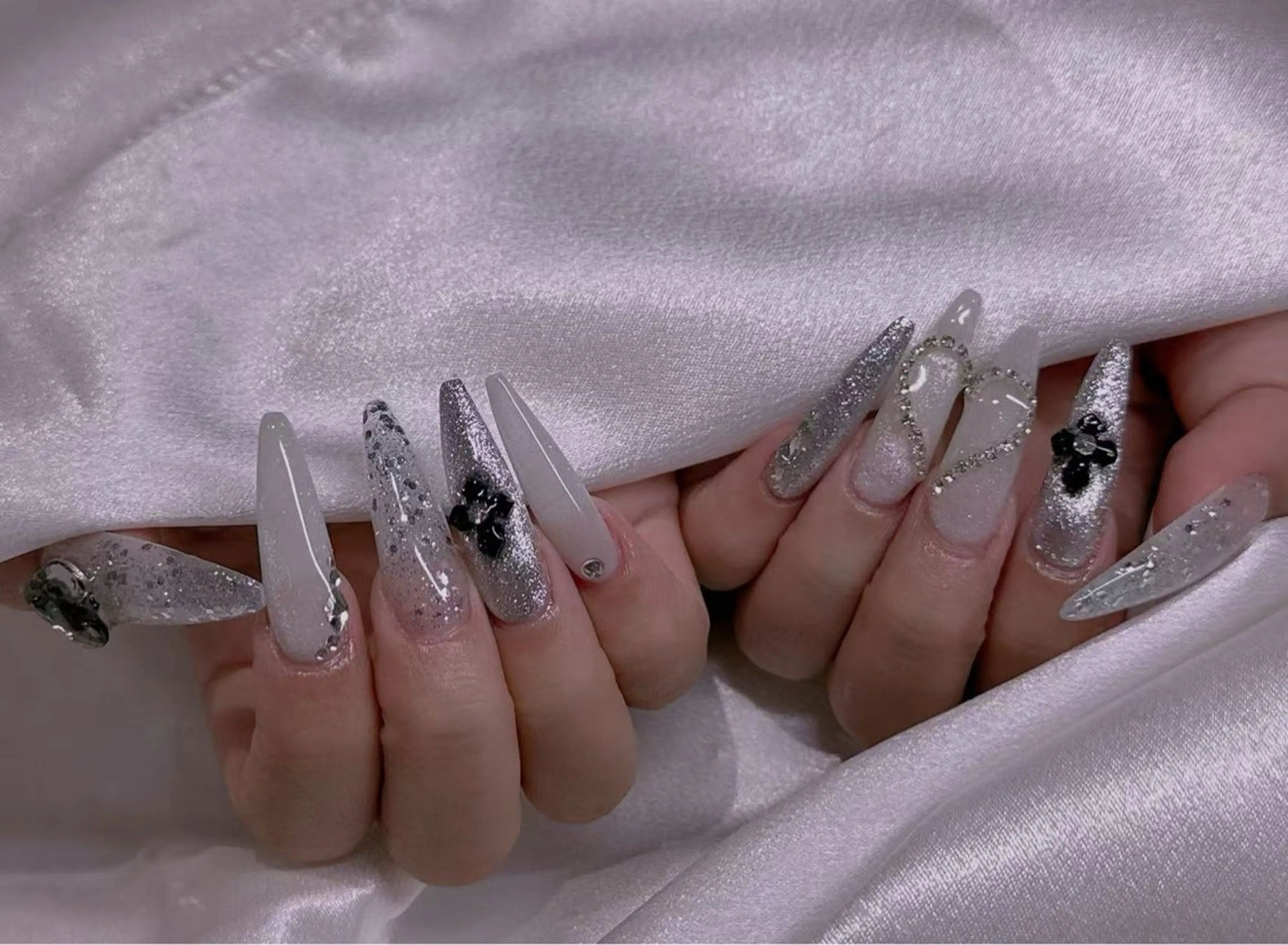 ネイル M2ネイルサロン【長さ出し&フィルイン導入店】所属・長さ出し専門店 RIRIのネイルデザイン