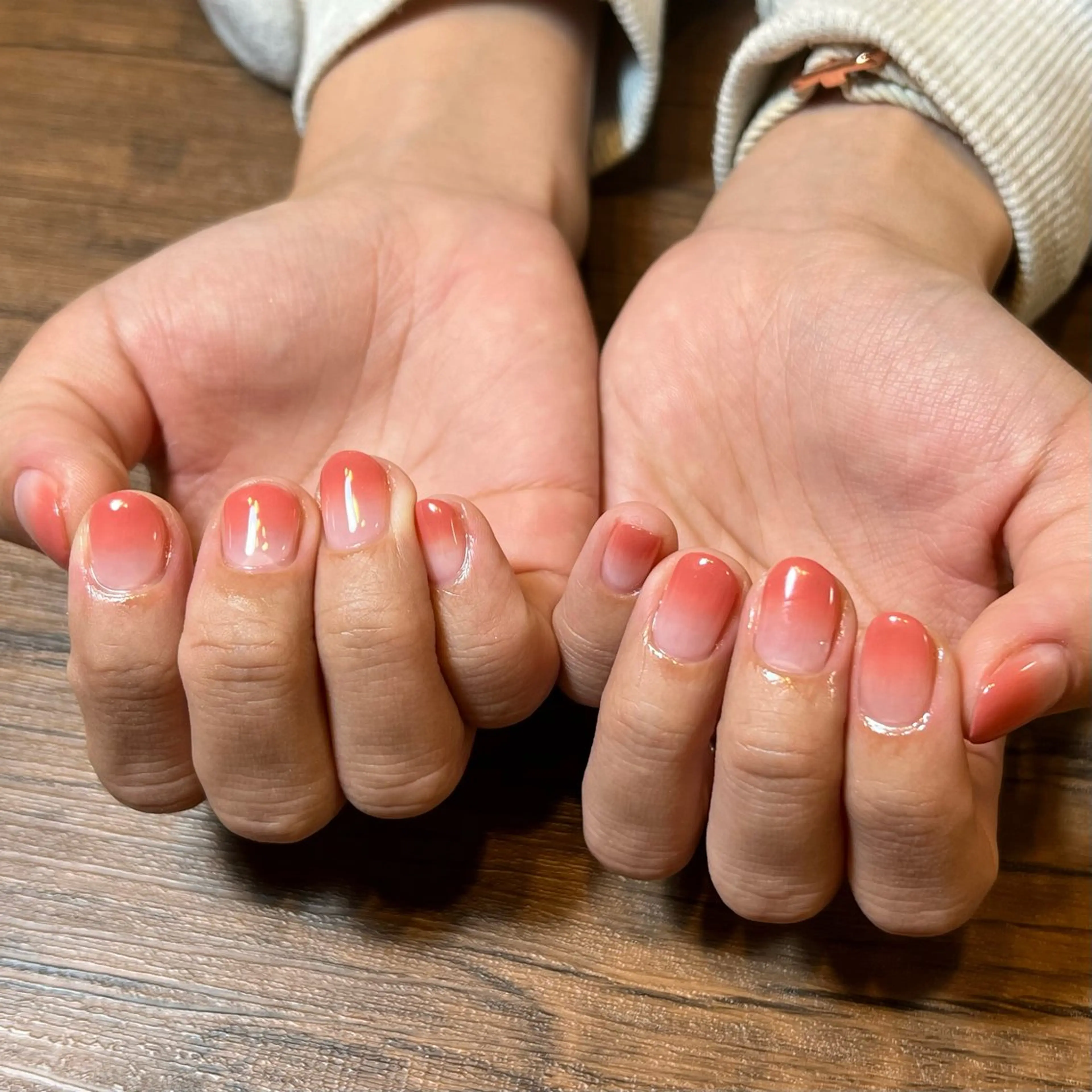 ネイル HENRIETTA NAILSALONのネイルデザイン