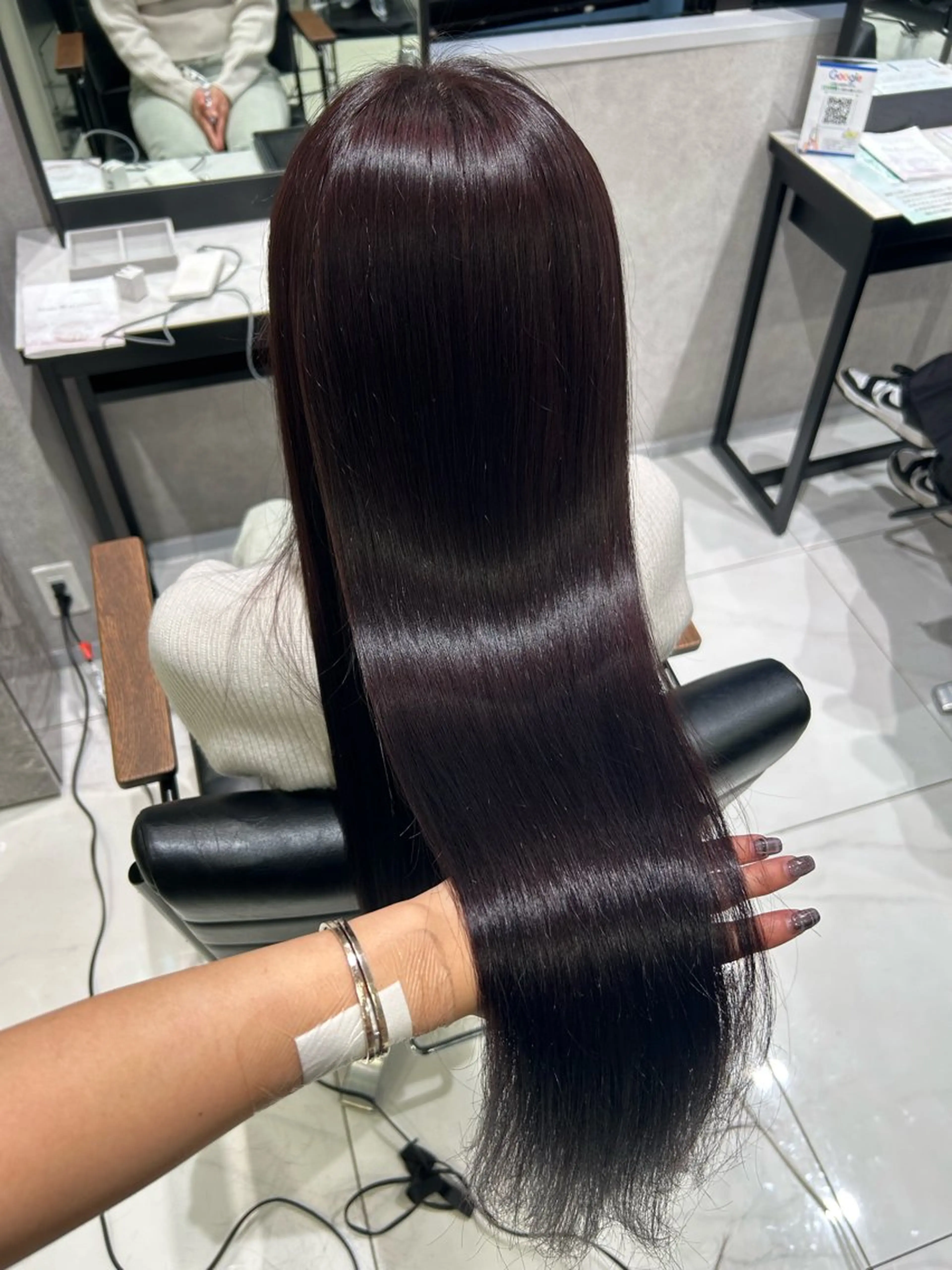 ロング カラー 透明感カラー カット ヘアカラー トリートメント 透明感カラー🩵 束感まつげ🪼海月のマツエク・マツパデザイン